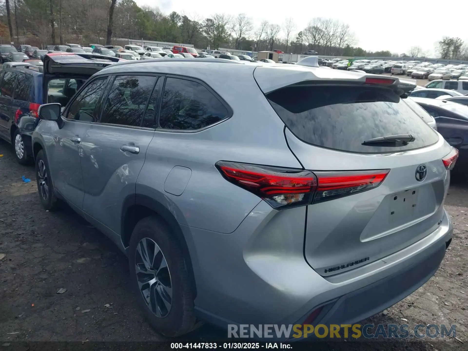 3 fotografías del automóvil dañado 5TDGZRAH1NS136963 TOYOTA HIGHLANDER 2022
