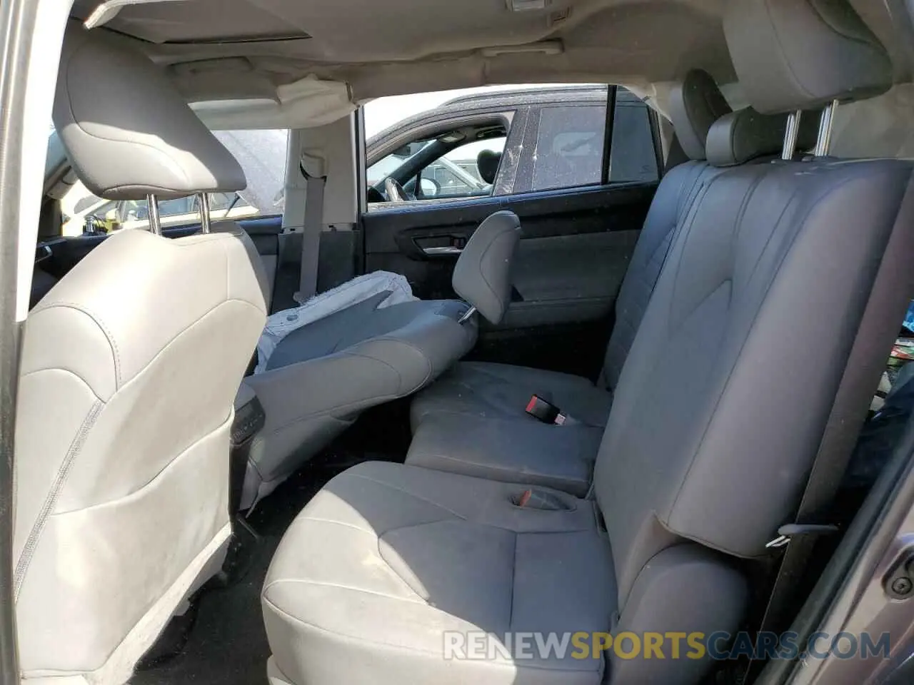 11 fotografías del automóvil dañado 5TDGZRAH2NS546672 TOYOTA HIGHLANDER 2022