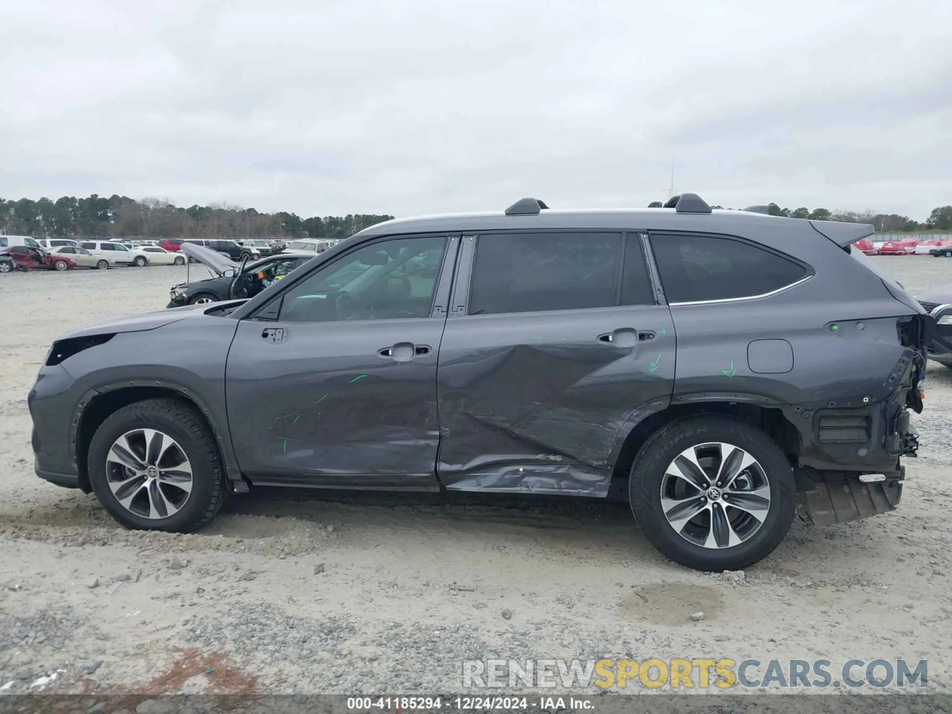 15 fotografías del automóvil dañado 5TDGZRAH2NS550219 TOYOTA HIGHLANDER 2022