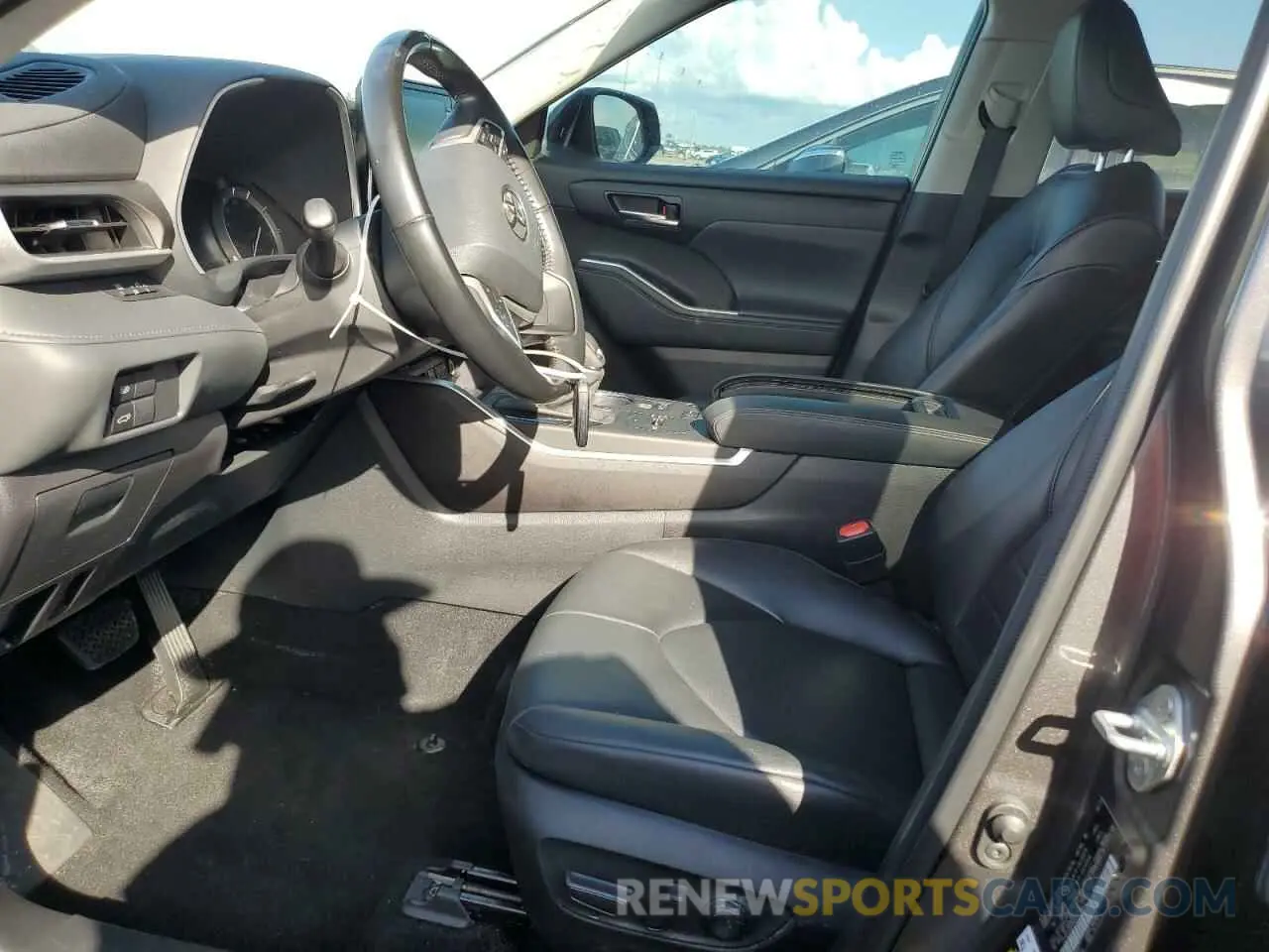 7 fotografías del automóvil dañado 5TDGZRAH2NS552293 TOYOTA HIGHLANDER 2022