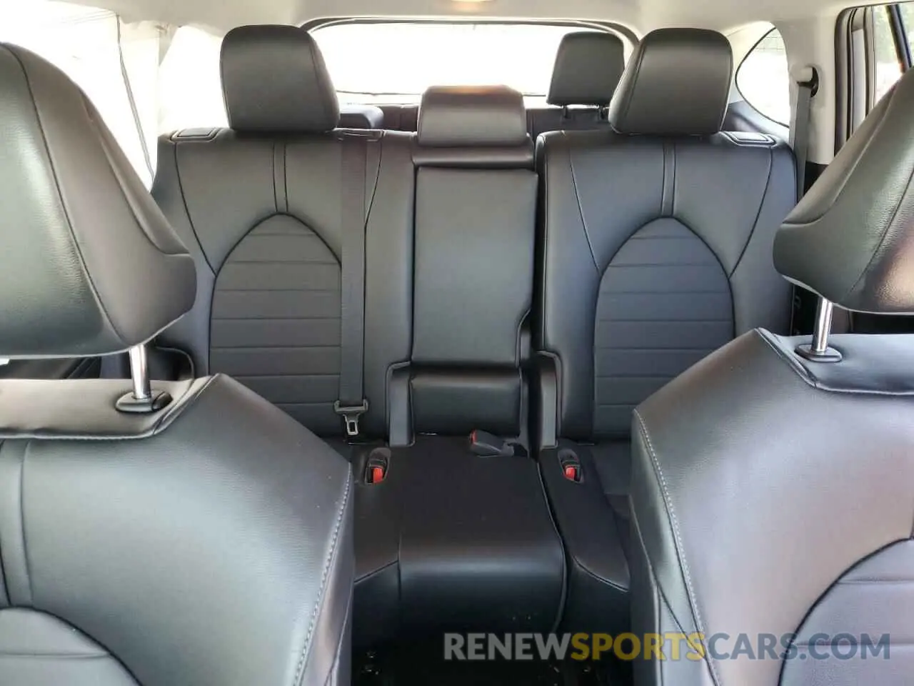 10 fotografías del automóvil dañado 5TDGZRAH3NS113023 TOYOTA HIGHLANDER 2022