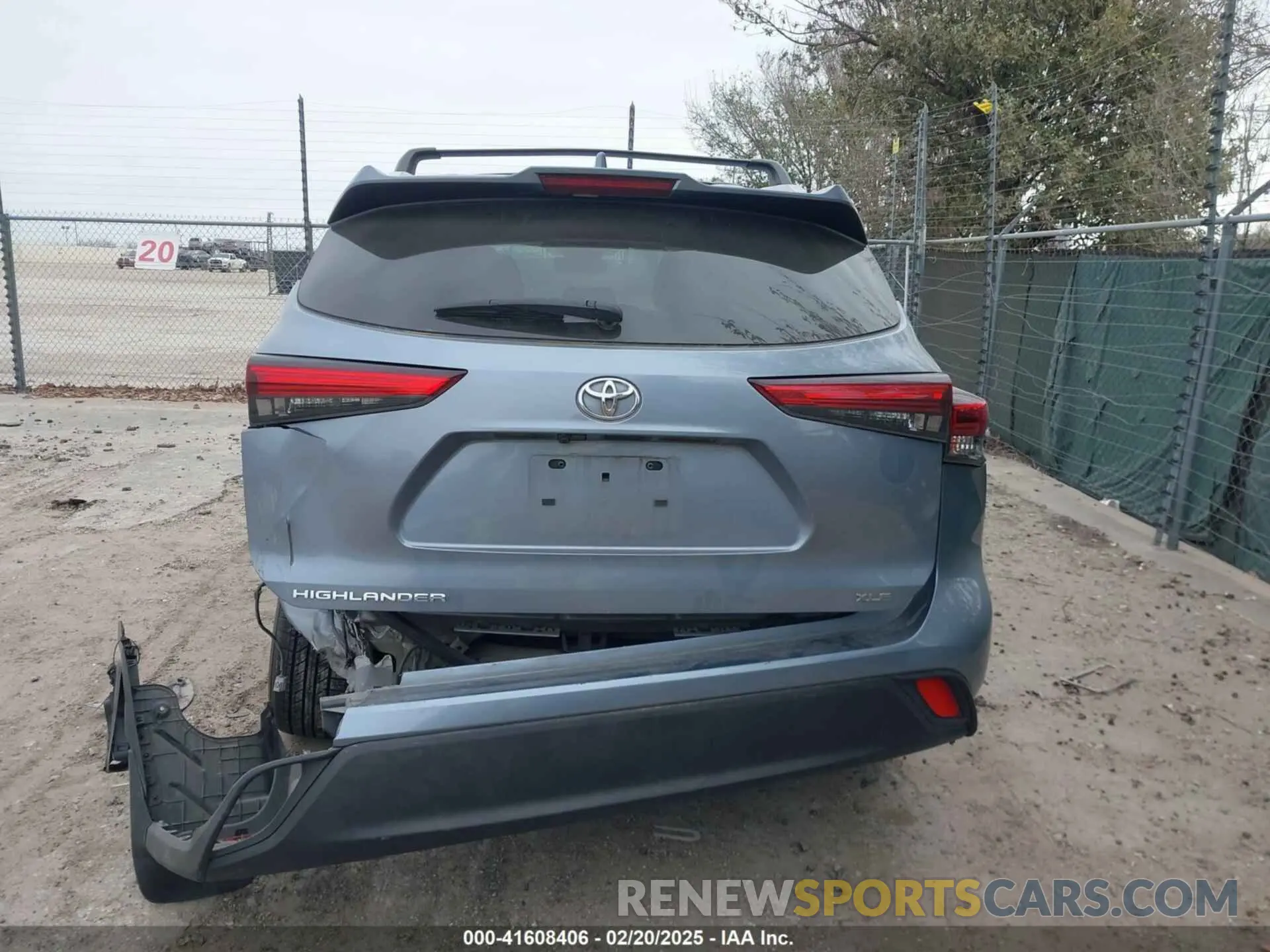 17 fotografías del automóvil dañado 5TDGZRAH3NS124295 TOYOTA HIGHLANDER 2022