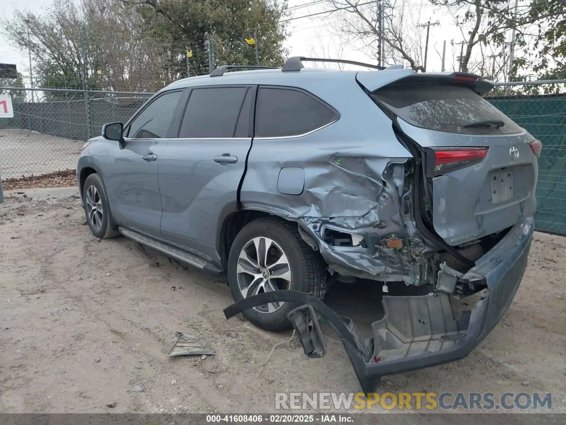 3 fotografías del automóvil dañado 5TDGZRAH3NS124295 TOYOTA HIGHLANDER 2022