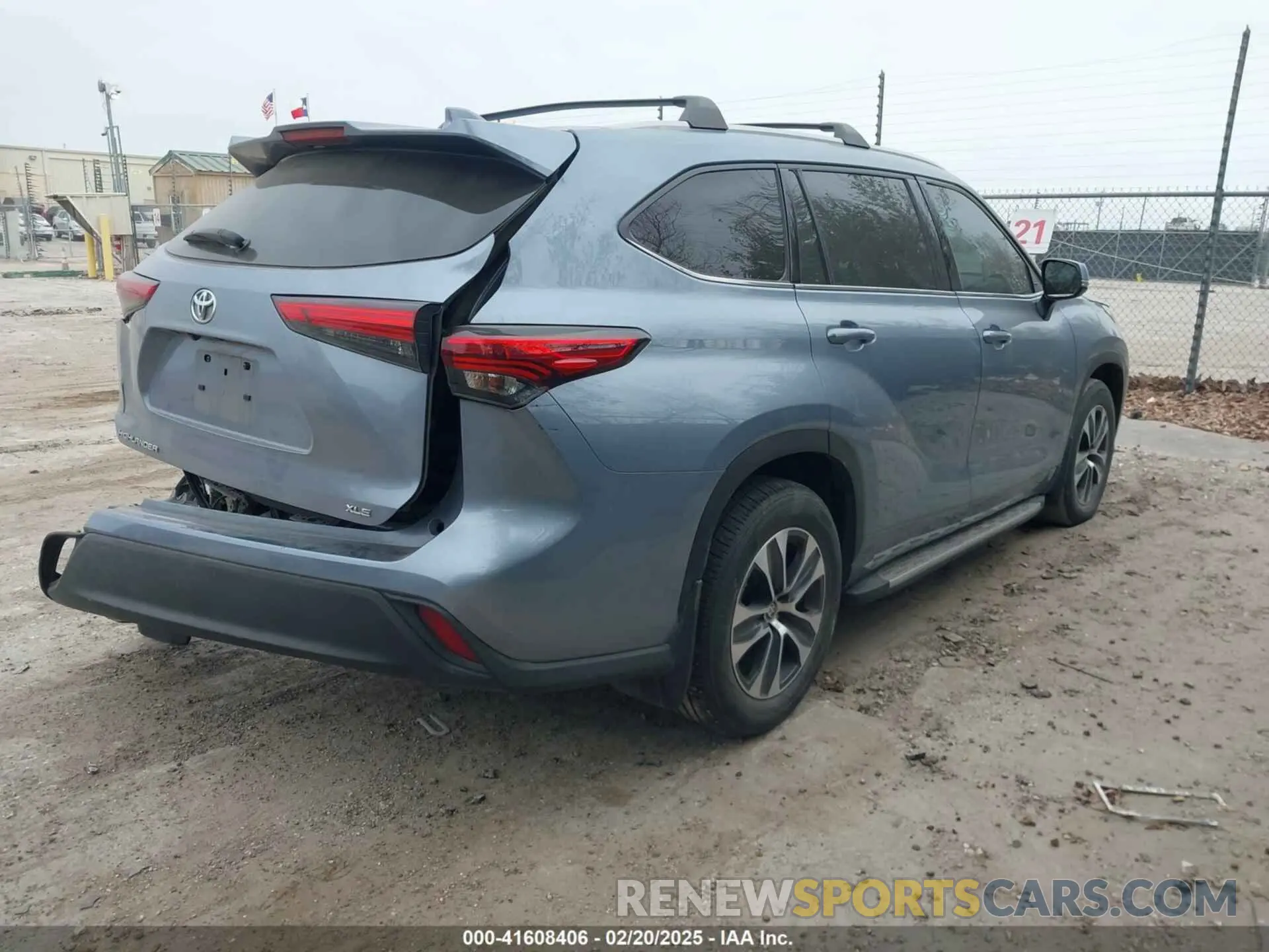 4 fotografías del automóvil dañado 5TDGZRAH3NS124295 TOYOTA HIGHLANDER 2022