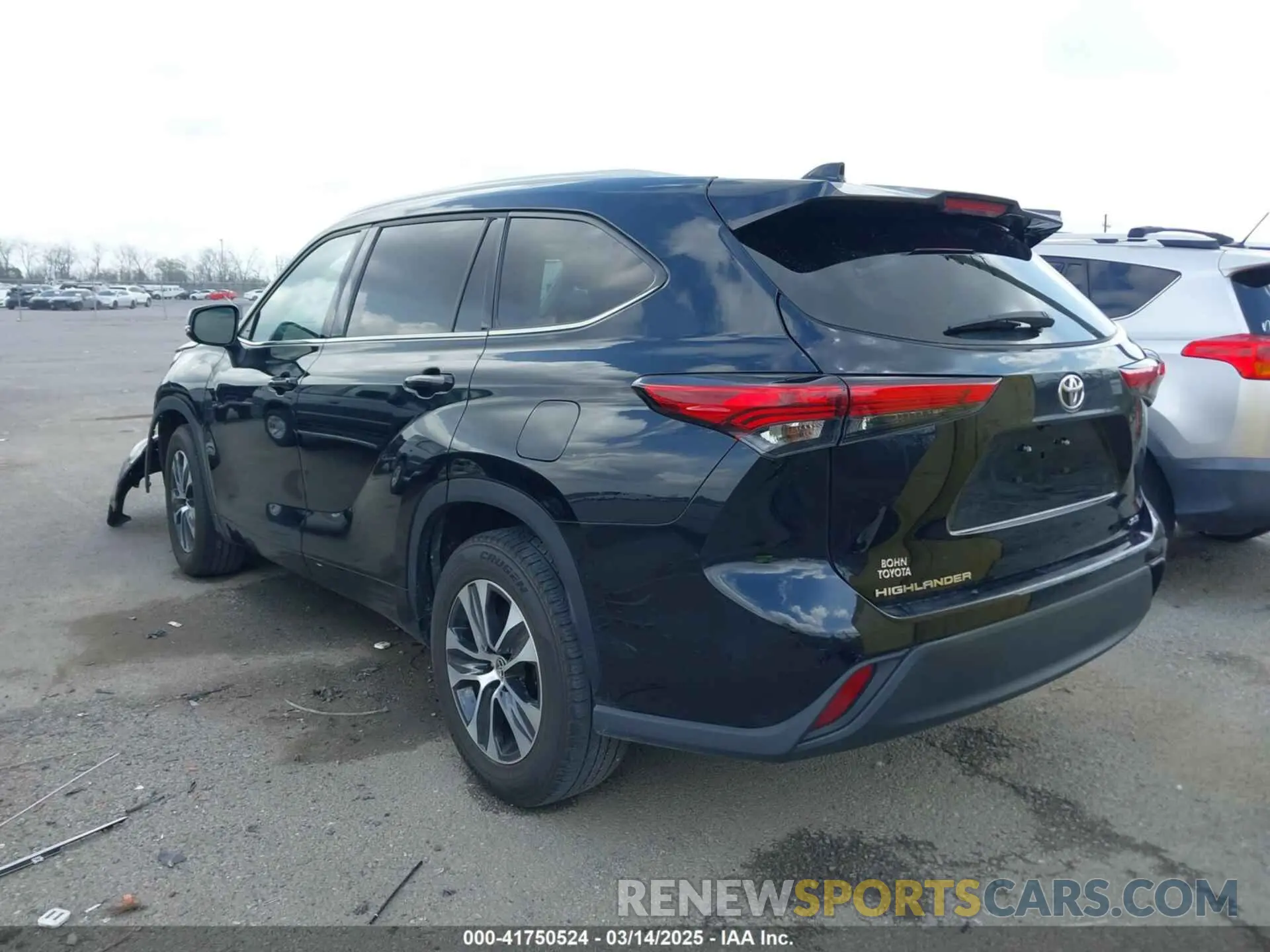 3 fotografías del automóvil dañado 5TDGZRAH5NS127697 TOYOTA HIGHLANDER 2022