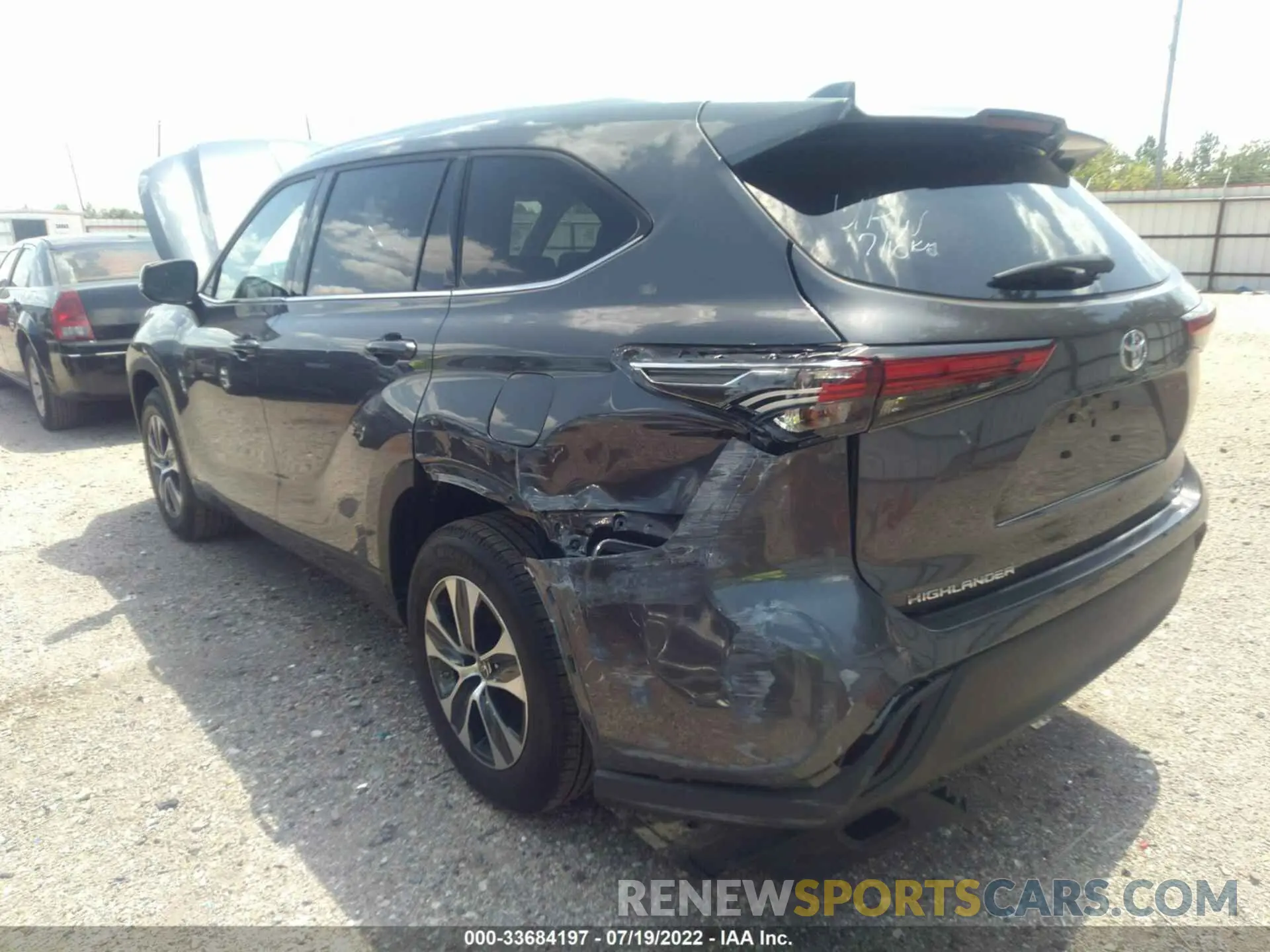 6 fotografías del automóvil dañado 5TDGZRAH6NS551096 TOYOTA HIGHLANDER 2022