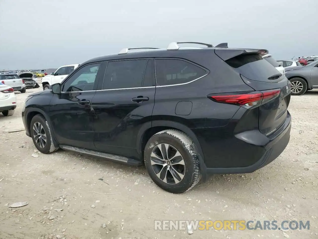 2 fotografías del automóvil dañado 5TDGZRAH7NS126955 TOYOTA HIGHLANDER 2022
