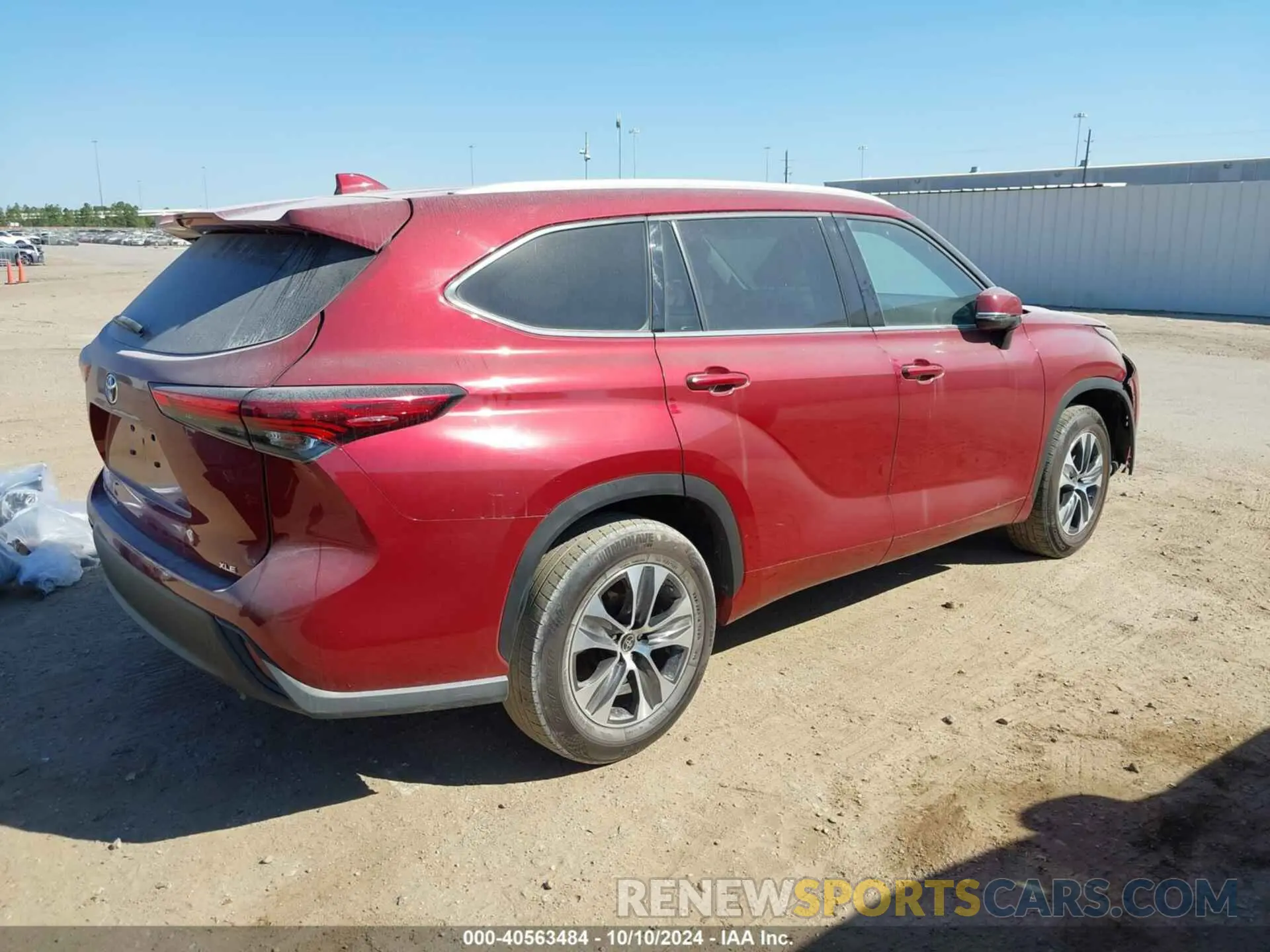 4 fotografías del automóvil dañado 5TDGZRAH7NS542925 TOYOTA HIGHLANDER 2022