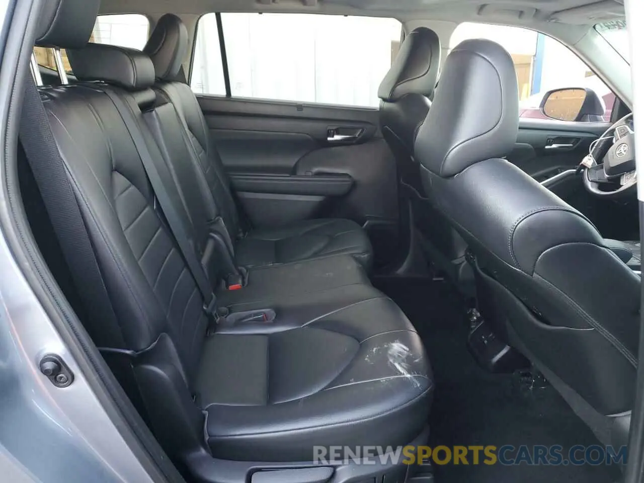 11 fotografías del automóvil dañado 5TDGZRAH8NS094257 TOYOTA HIGHLANDER 2022
