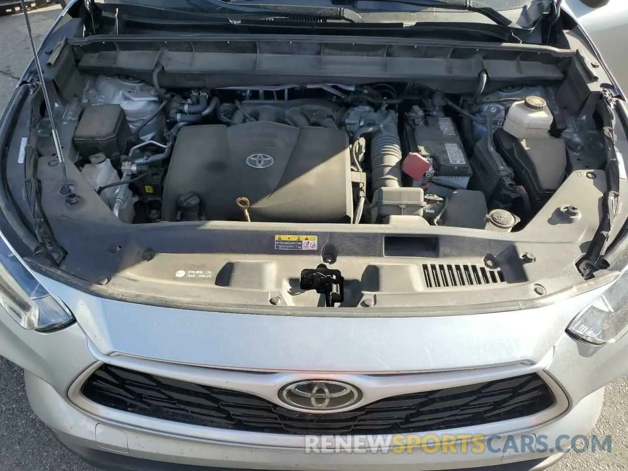 12 fotografías del automóvil dañado 5TDGZRBH0NS242383 TOYOTA HIGHLANDER 2022