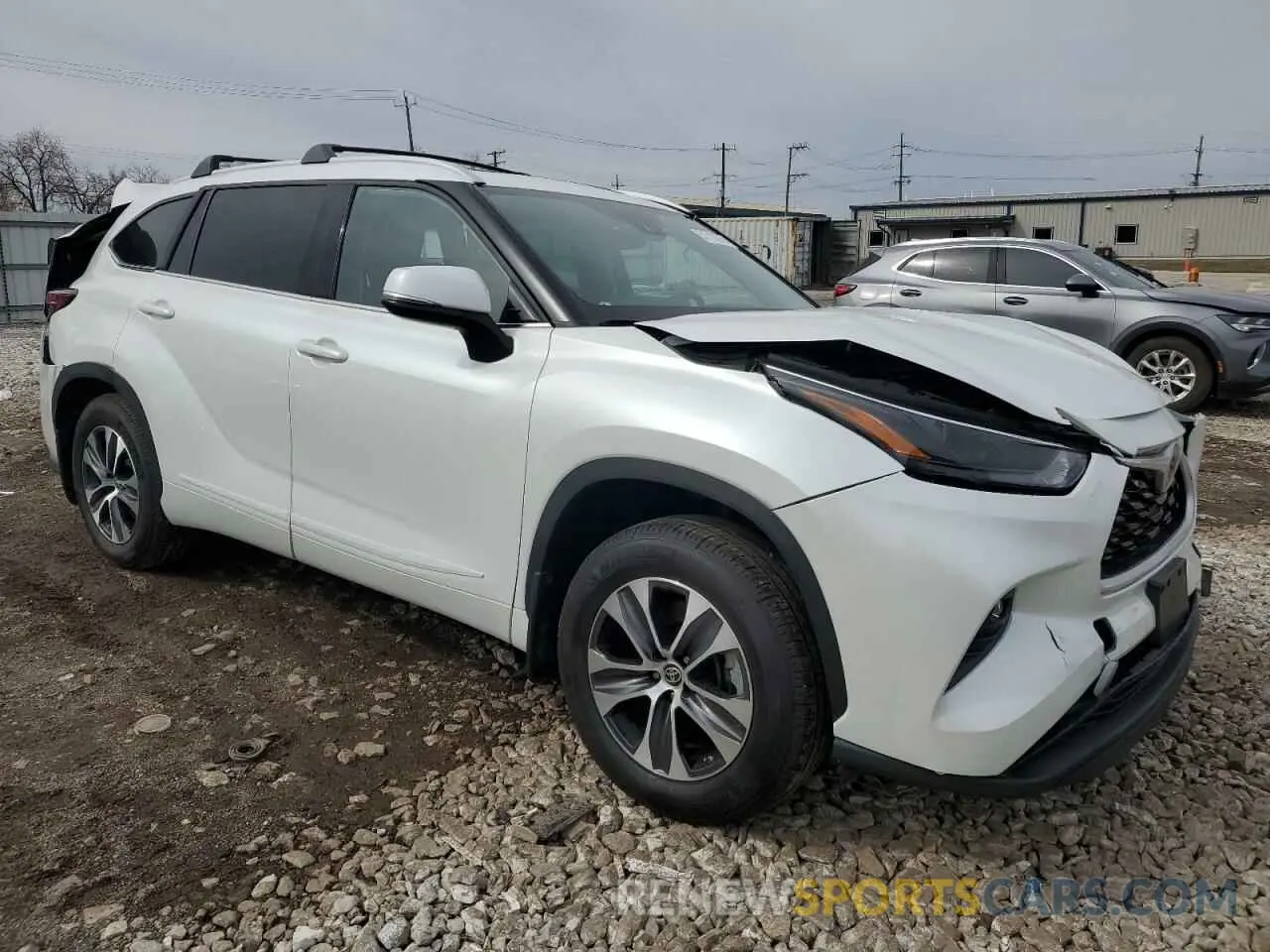 4 fotografías del automóvil dañado 5TDGZRBH0NS254176 TOYOTA HIGHLANDER 2022