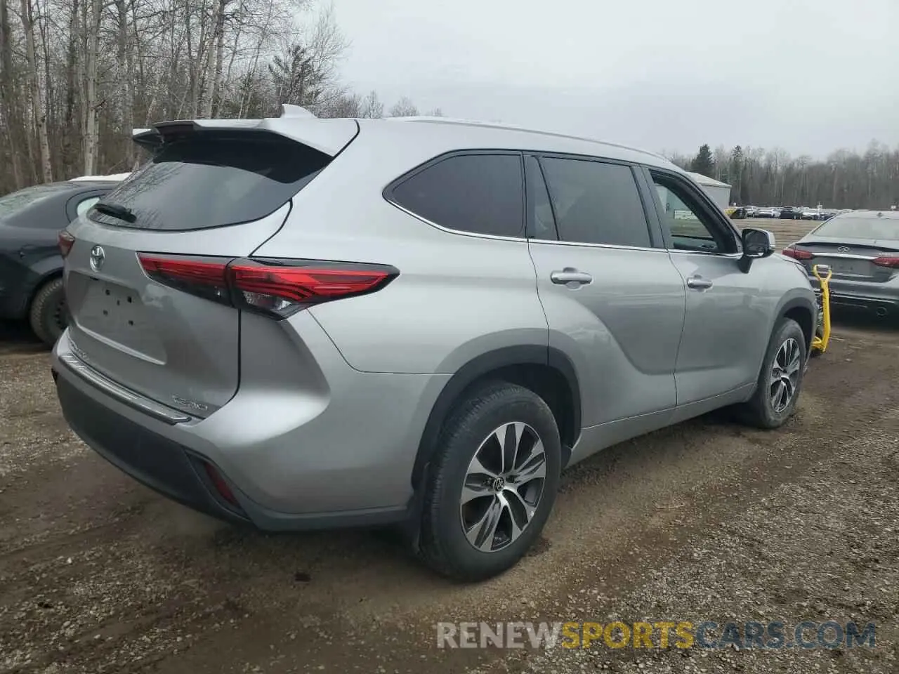 3 fotografías del automóvil dañado 5TDGZRBH0NS575330 TOYOTA HIGHLANDER 2022