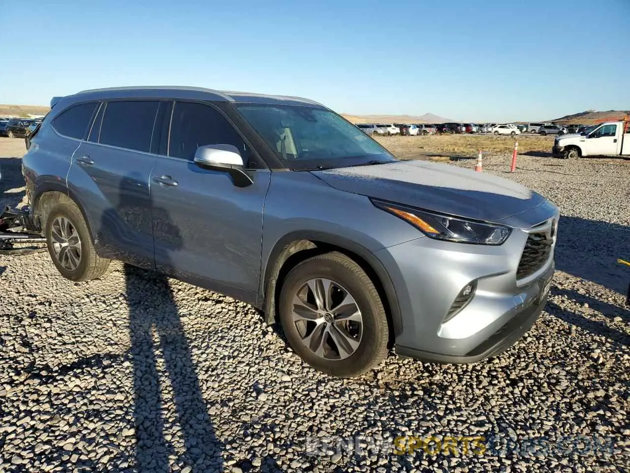 4 fotografías del automóvil dañado 5TDGZRBH1NS177074 TOYOTA HIGHLANDER 2022