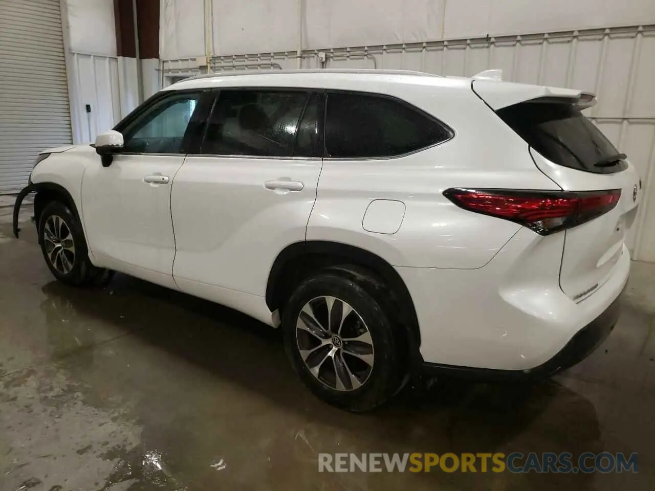 2 fotografías del automóvil dañado 5TDGZRBH1NS567348 TOYOTA HIGHLANDER 2022
