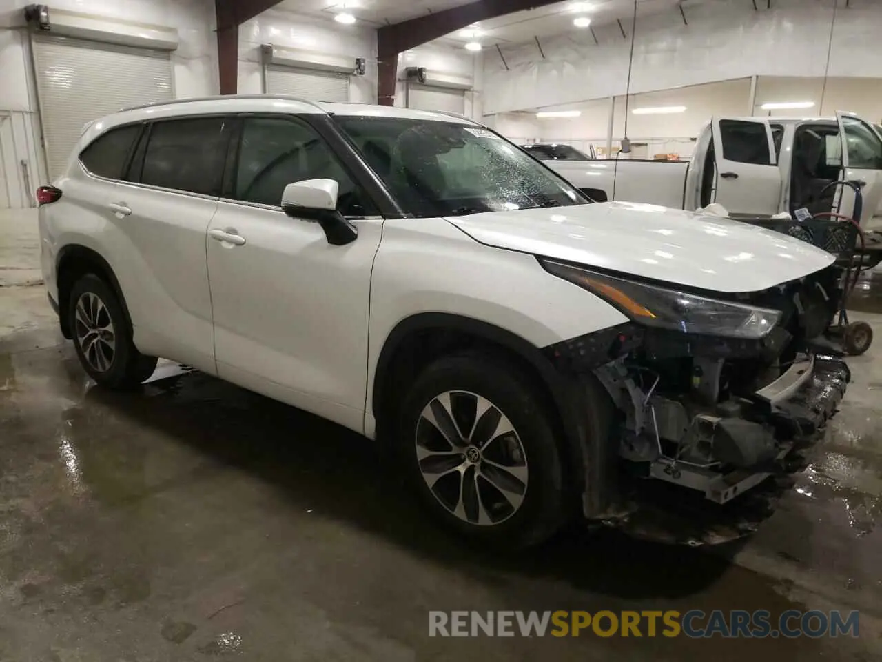 4 fotografías del automóvil dañado 5TDGZRBH1NS567348 TOYOTA HIGHLANDER 2022
