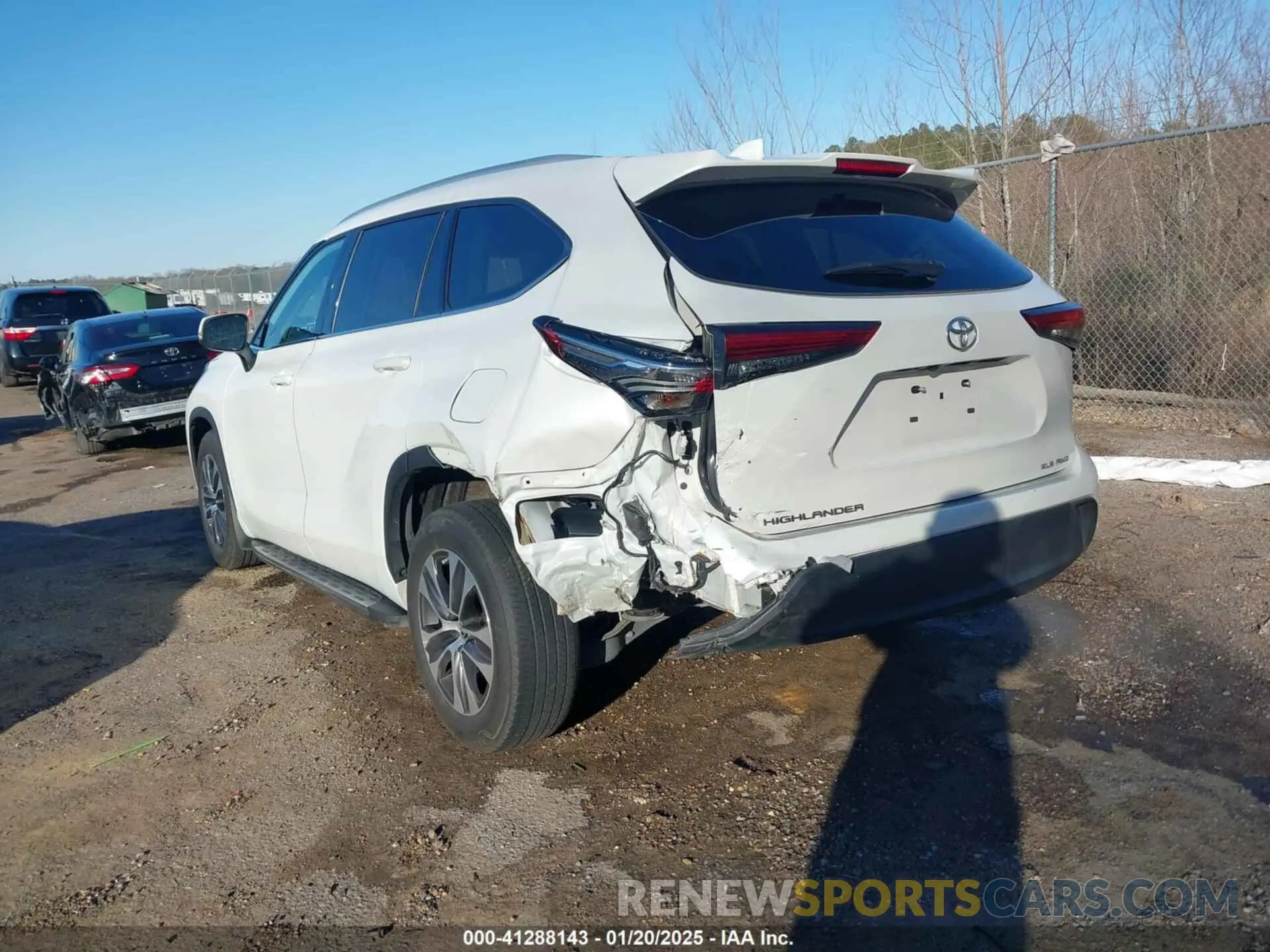 5 fotografías del automóvil dañado 5TDGZRBH1NS596879 TOYOTA HIGHLANDER 2022