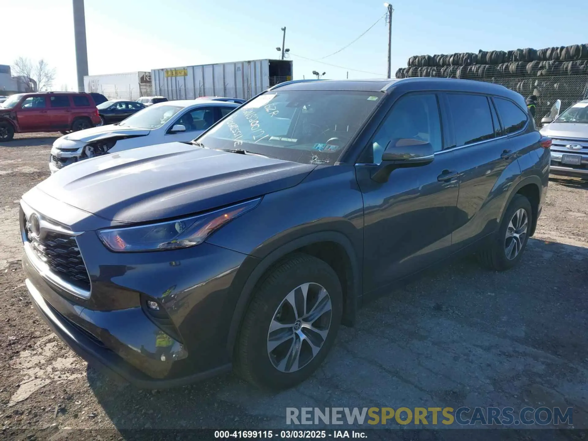 2 fotografías del automóvil dañado 5TDGZRBH2NS200121 TOYOTA HIGHLANDER 2022