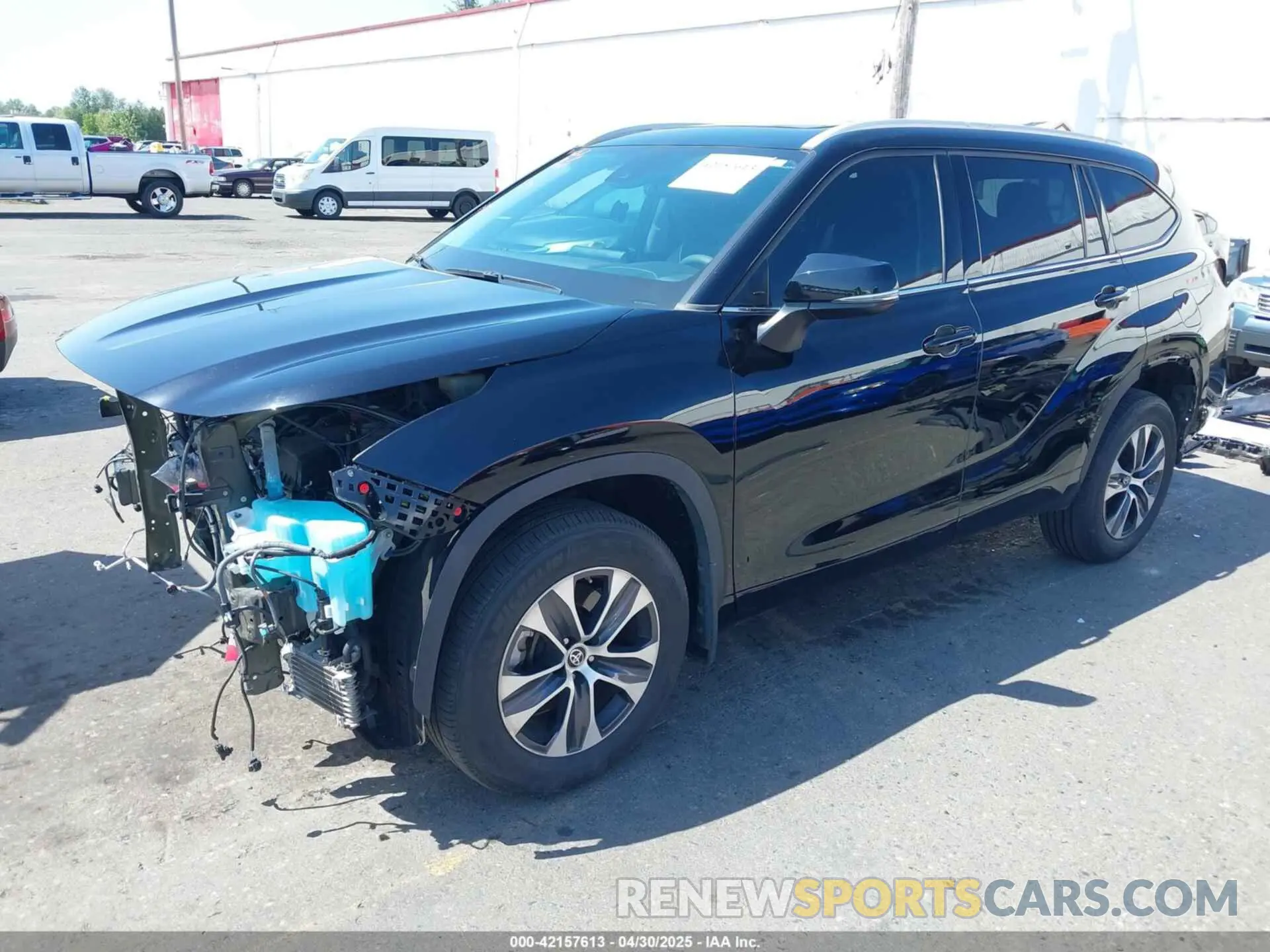 2 fotografías del automóvil dañado 5TDGZRBH2NS231580 TOYOTA HIGHLANDER 2022
