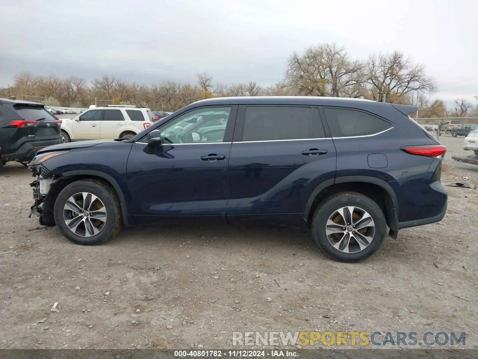 14 fotografías del automóvil dañado 5TDGZRBH2NS245799 TOYOTA HIGHLANDER 2022