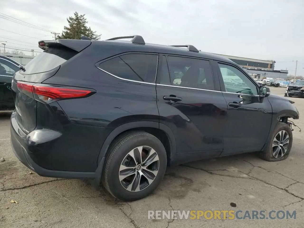 3 fotografías del automóvil dañado 5TDGZRBH2NS575653 TOYOTA HIGHLANDER 2022