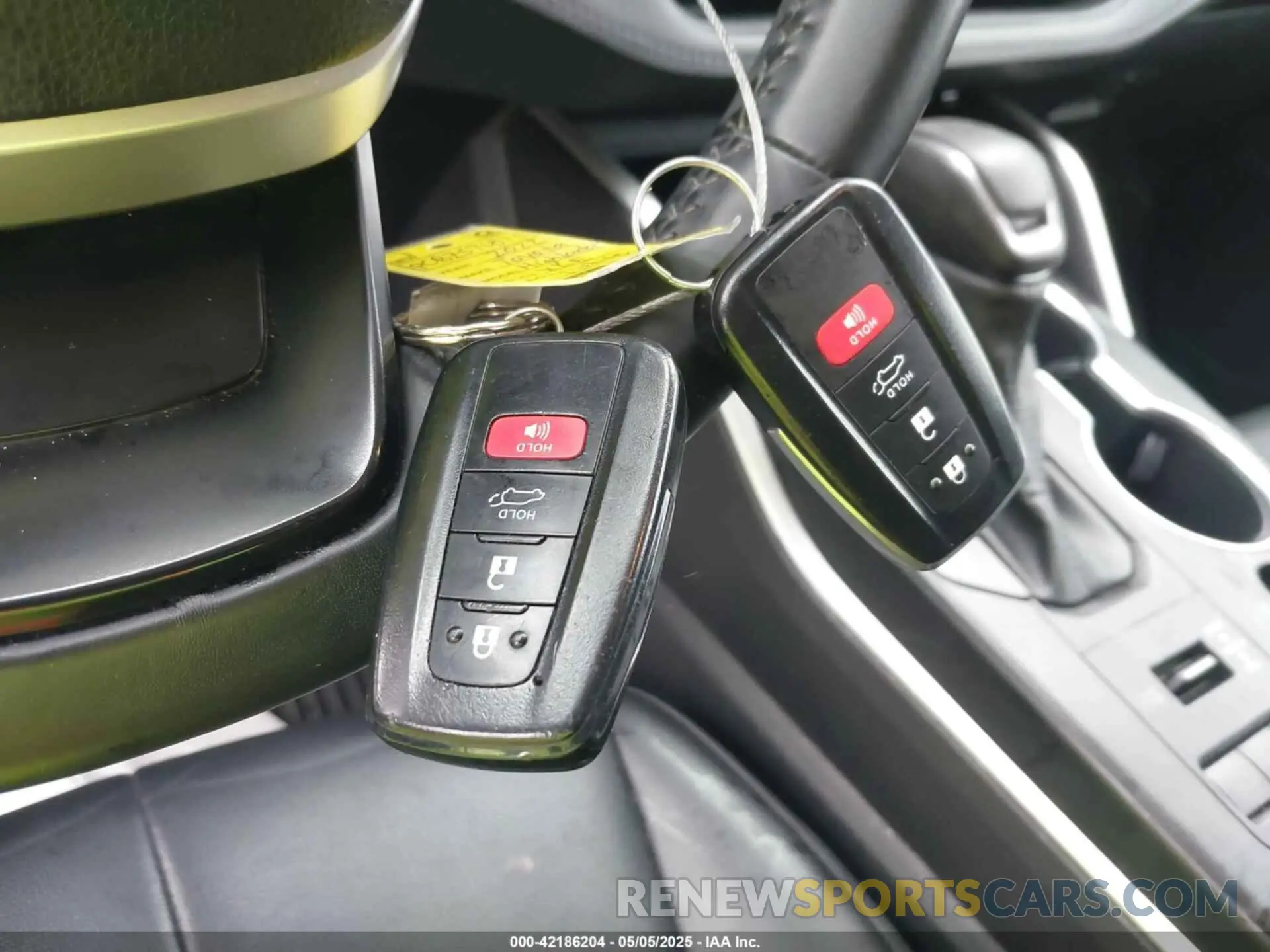 11 fotografías del automóvil dañado 5TDGZRBH3NS571871 TOYOTA HIGHLANDER 2022