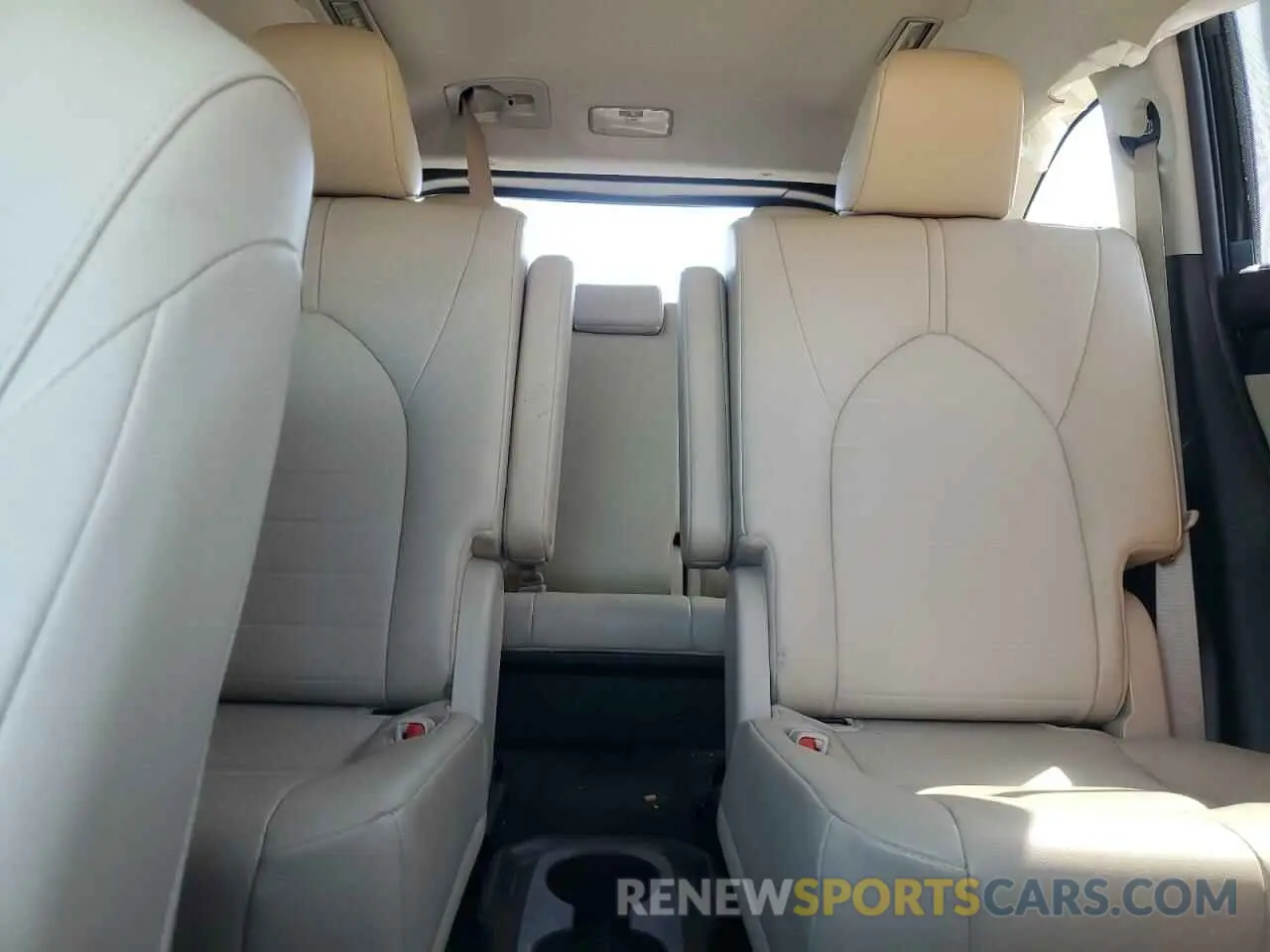 10 fotografías del automóvil dañado 5TDGZRBH3NS595250 TOYOTA HIGHLANDER 2022