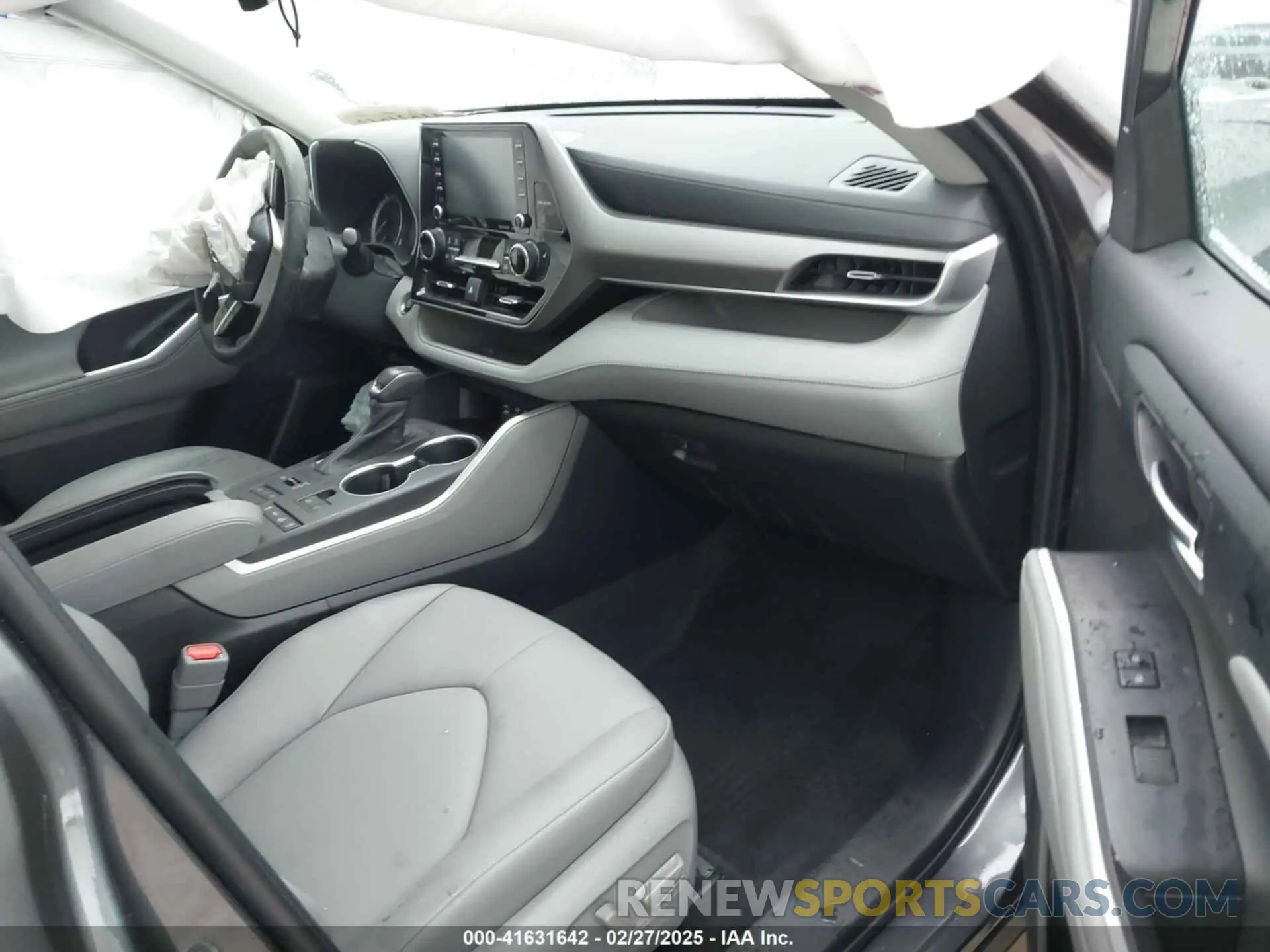 5 fotografías del automóvil dañado 5TDGZRBH4NS251555 TOYOTA HIGHLANDER 2022