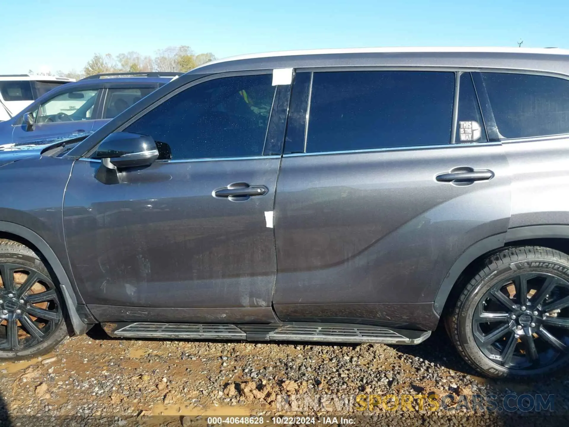 13 fotografías del automóvil dañado 5TDGZRBH4NS574584 TOYOTA HIGHLANDER 2022
