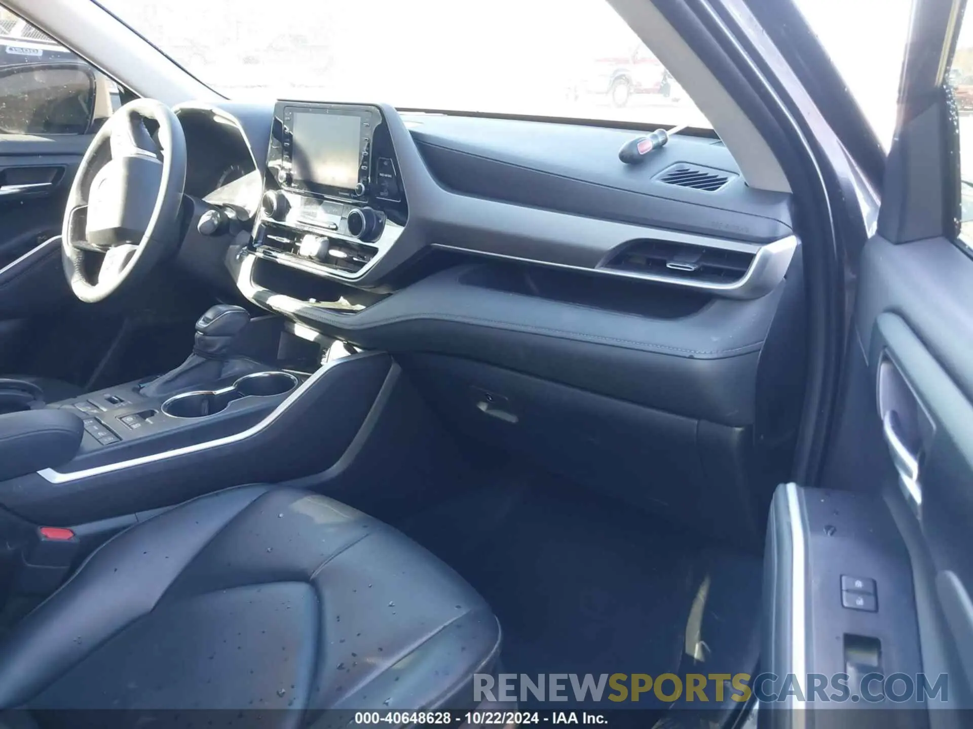 5 fotografías del automóvil dañado 5TDGZRBH4NS574584 TOYOTA HIGHLANDER 2022