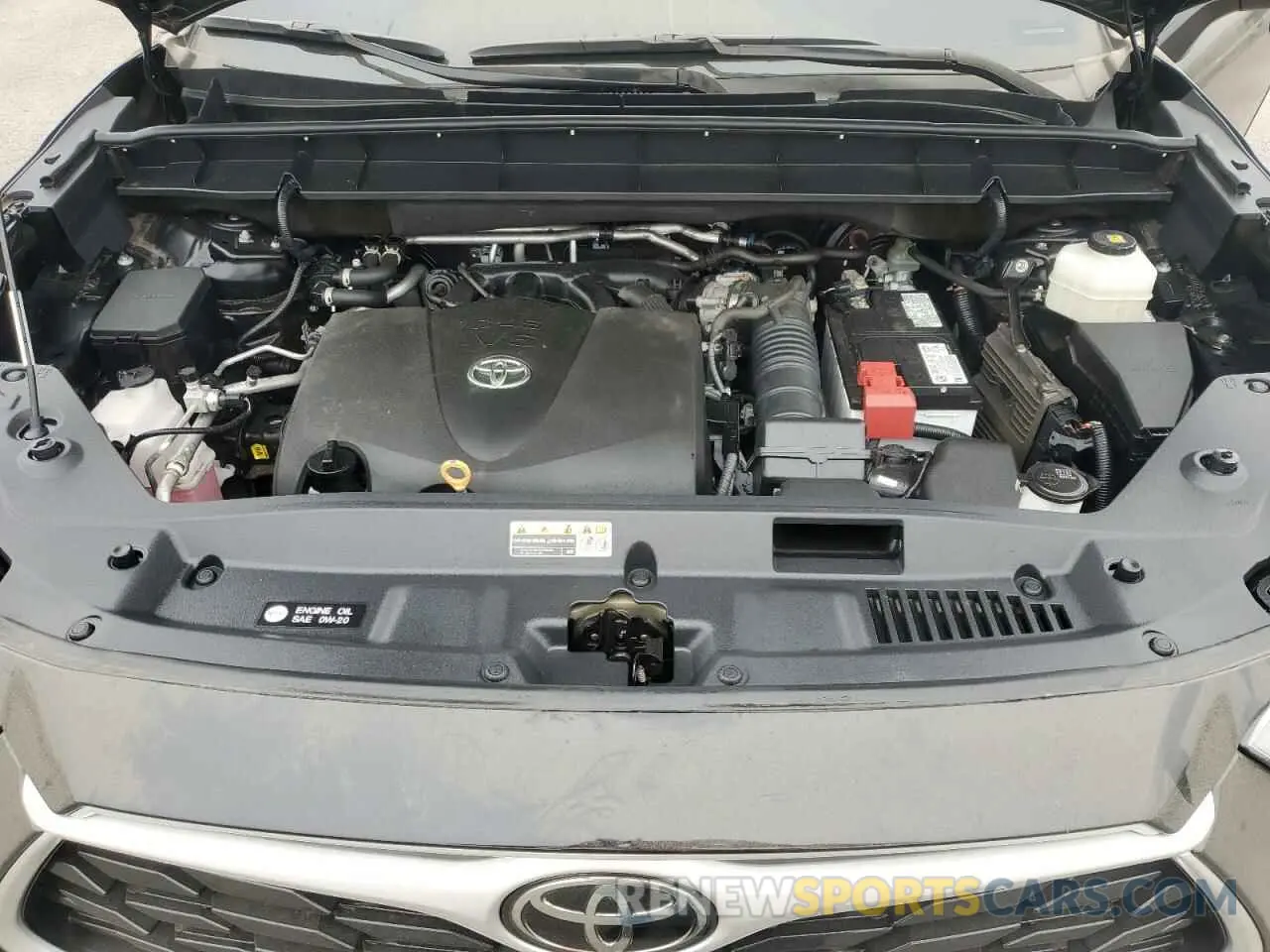 12 fotografías del automóvil dañado 5TDGZRBH4NS581356 TOYOTA HIGHLANDER 2022