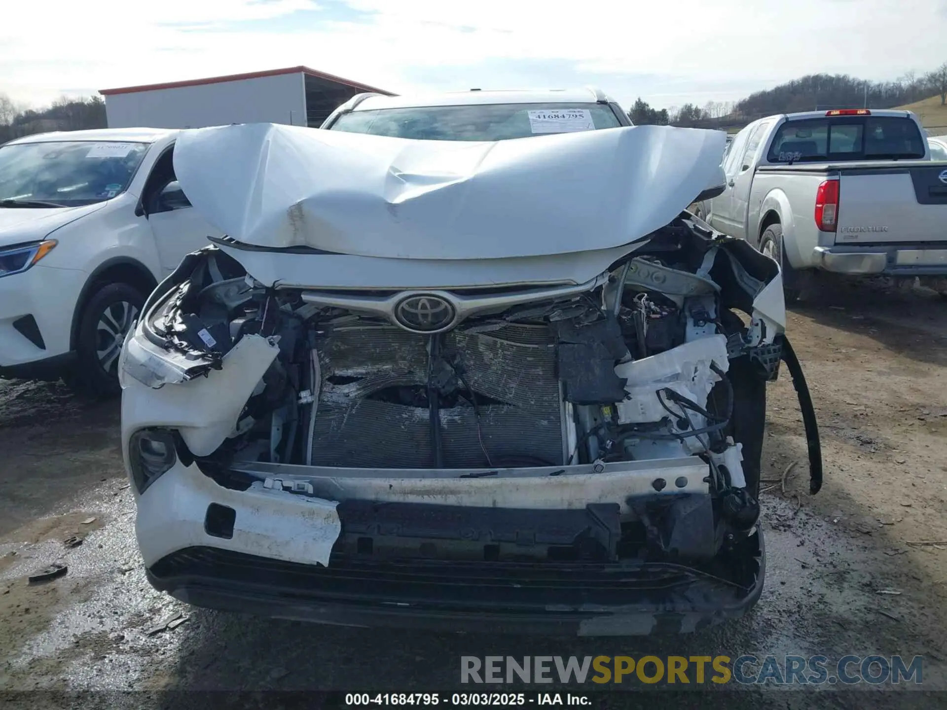 12 fotografías del automóvil dañado 5TDGZRBH4NS593197 TOYOTA HIGHLANDER 2022