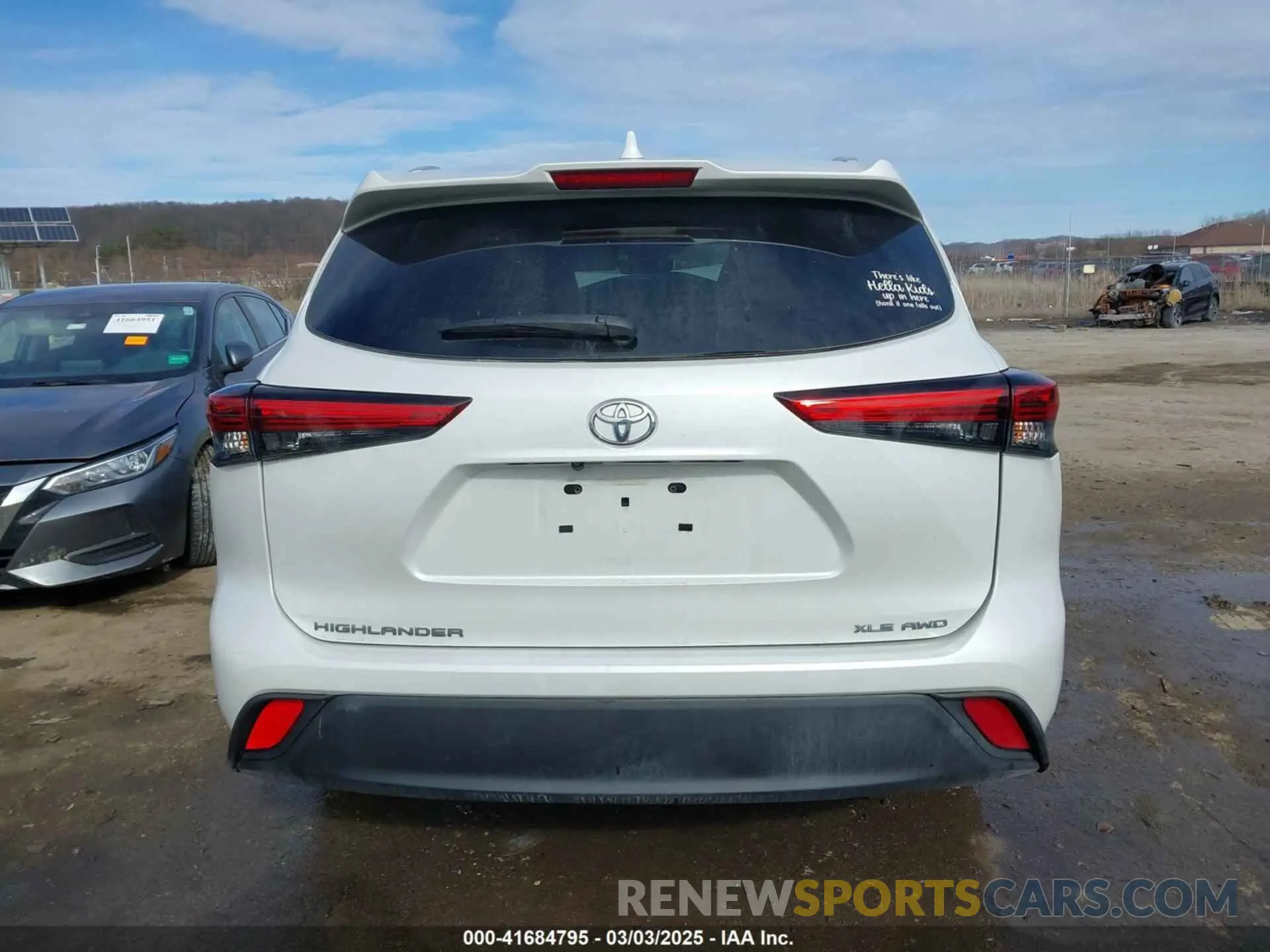16 fotografías del automóvil dañado 5TDGZRBH4NS593197 TOYOTA HIGHLANDER 2022