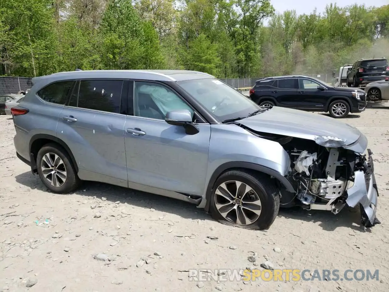 4 fotografías del automóvil dañado 5TDGZRBH5NS245733 TOYOTA HIGHLANDER 2022