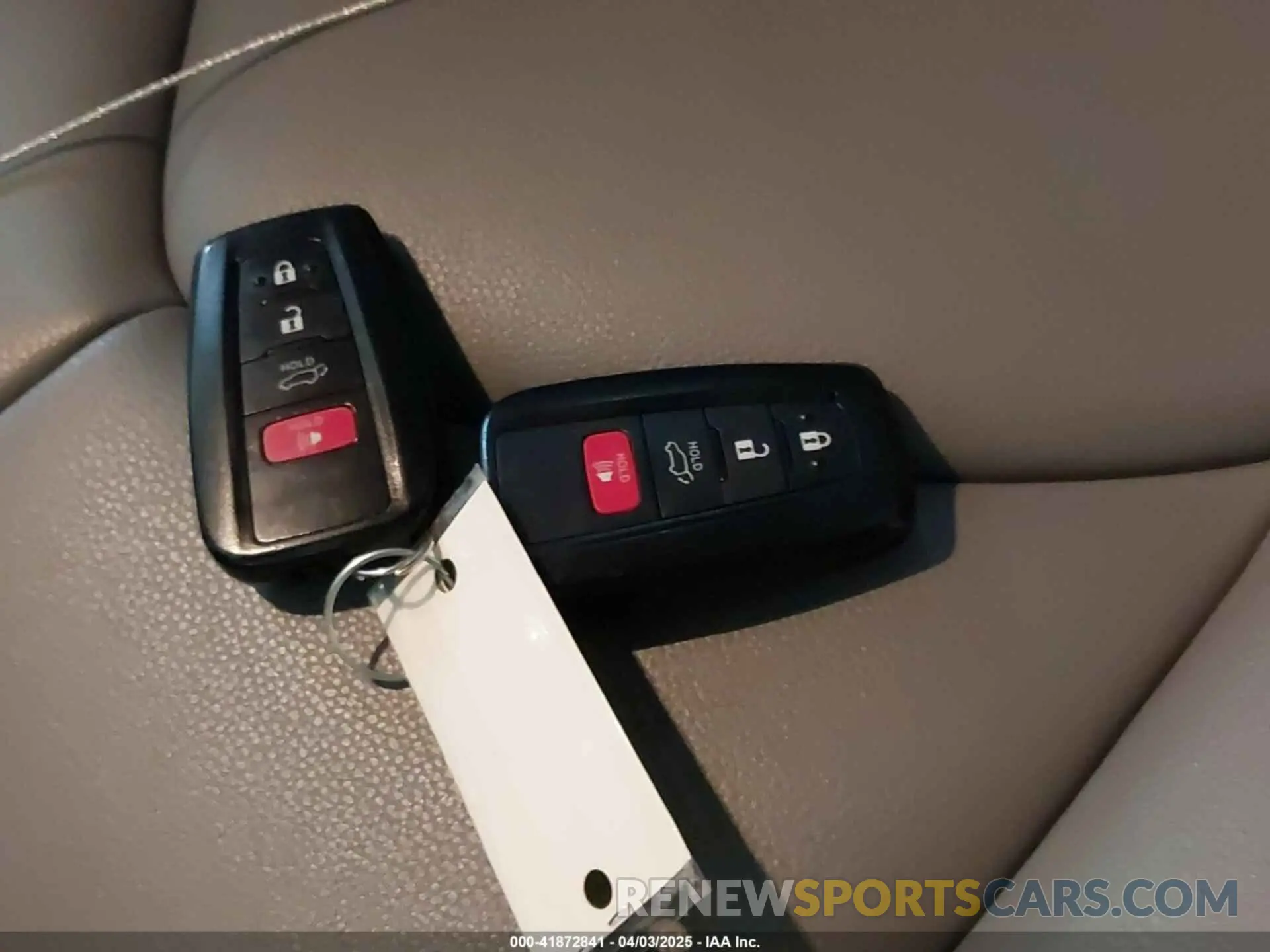 11 fotografías del automóvil dañado 5TDGZRBH8NS194910 TOYOTA HIGHLANDER 2022