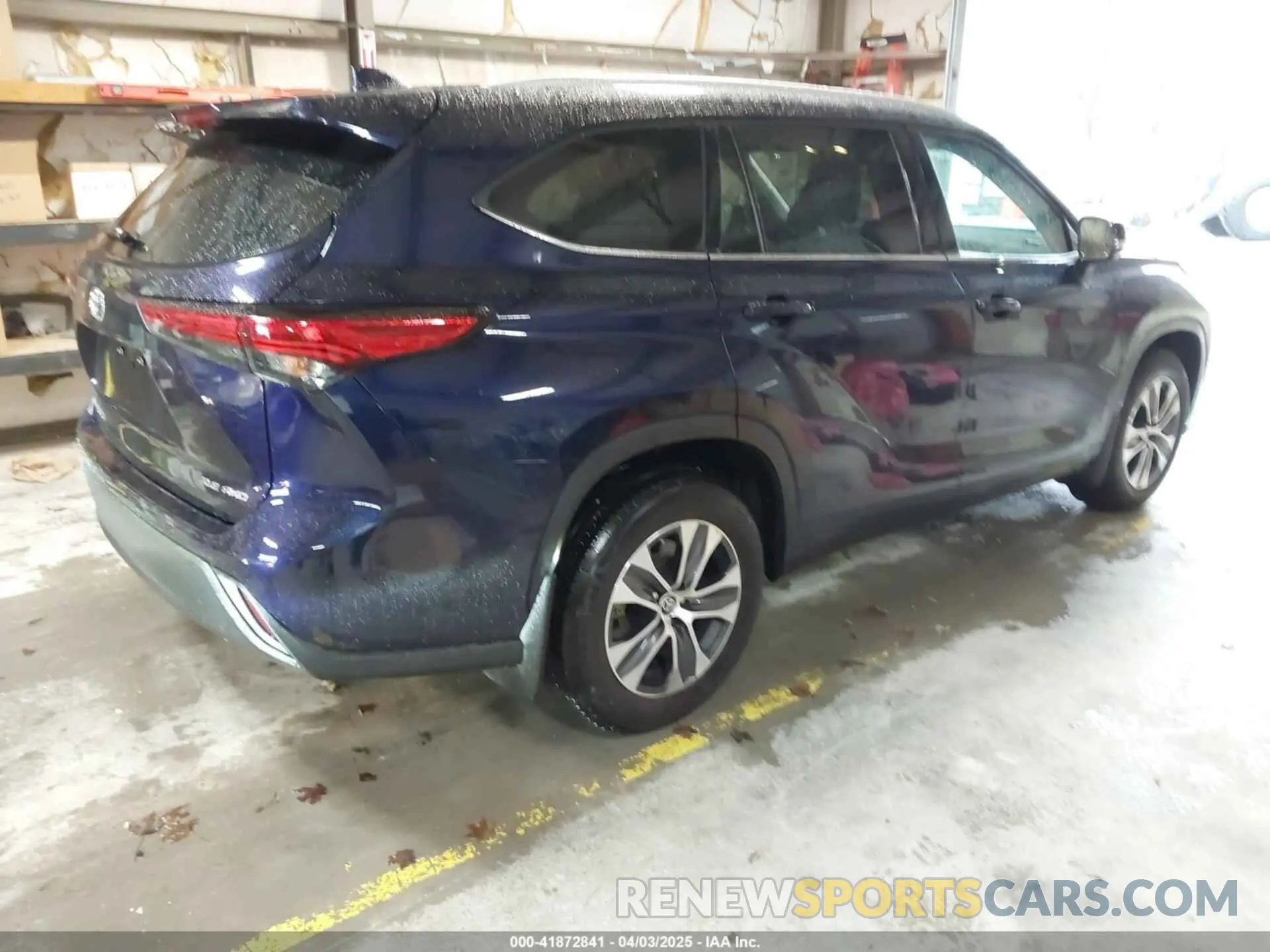 4 fotografías del automóvil dañado 5TDGZRBH8NS194910 TOYOTA HIGHLANDER 2022