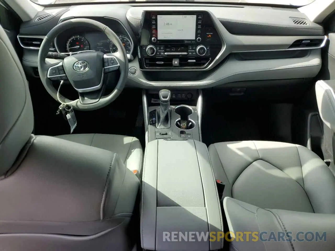 8 fotografías del automóvil dañado 5TDGZRBH8NS244219 TOYOTA HIGHLANDER 2022