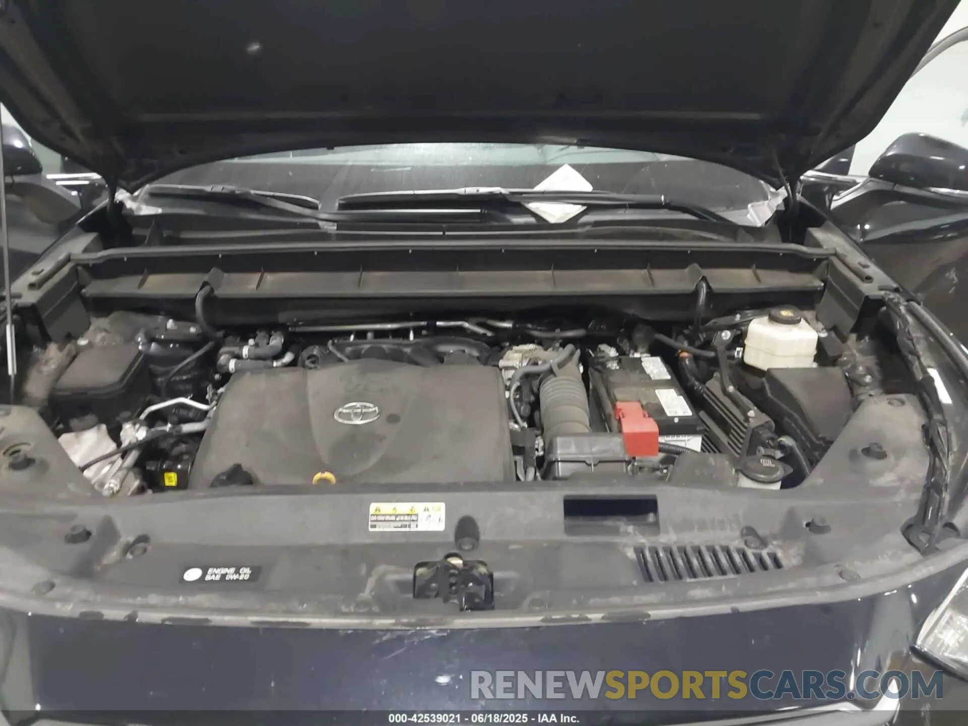 10 fotografías del automóvil dañado 5TDGZRBH8NS252644 TOYOTA HIGHLANDER 2022