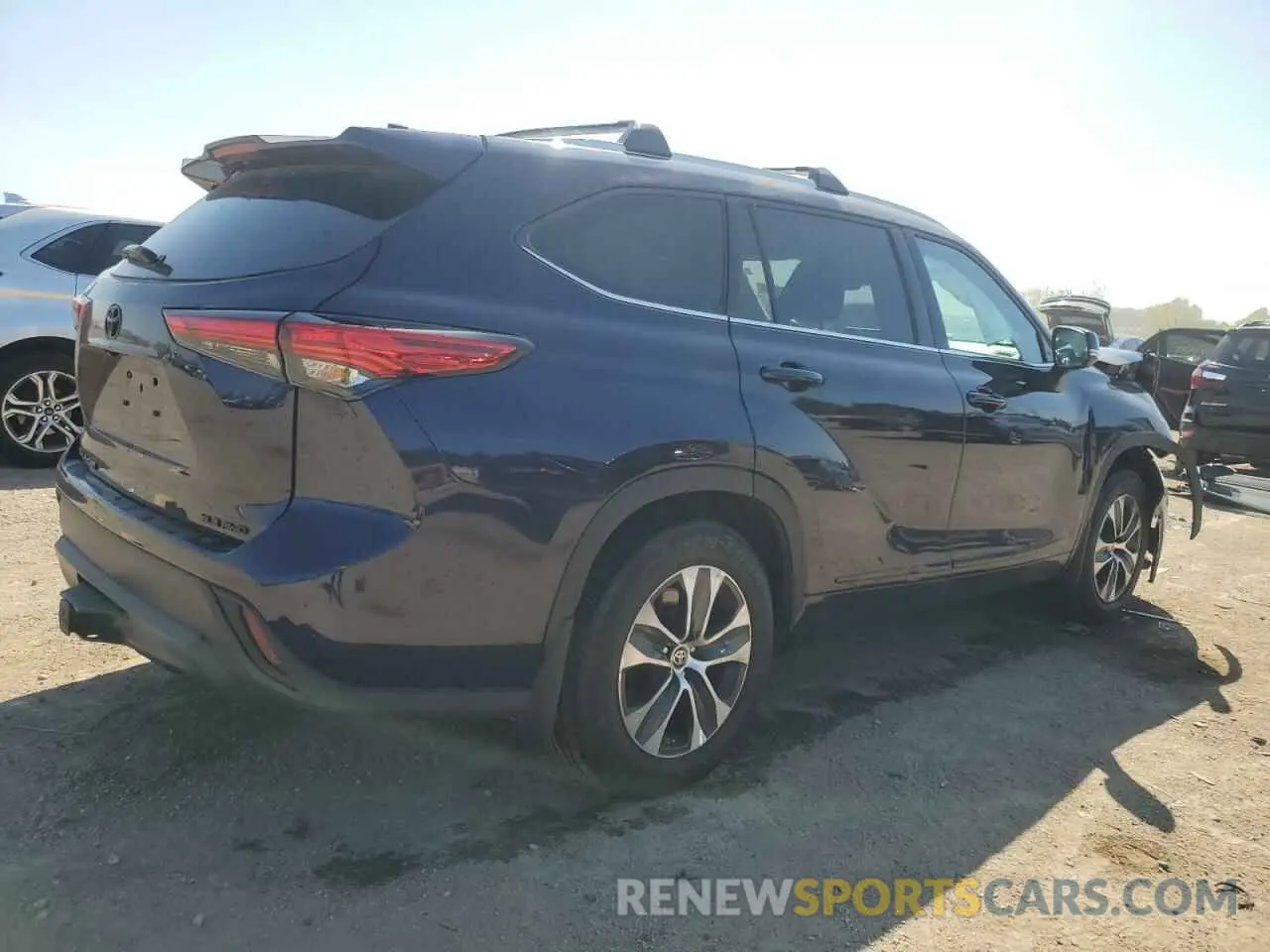 3 fotografías del automóvil dañado 5TDGZRBH8NS573003 TOYOTA HIGHLANDER 2022
