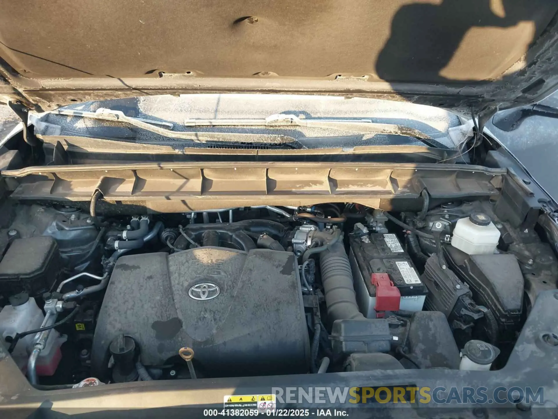 10 fotografías del automóvil dañado 5TDGZRBH8NS585412 TOYOTA HIGHLANDER 2022