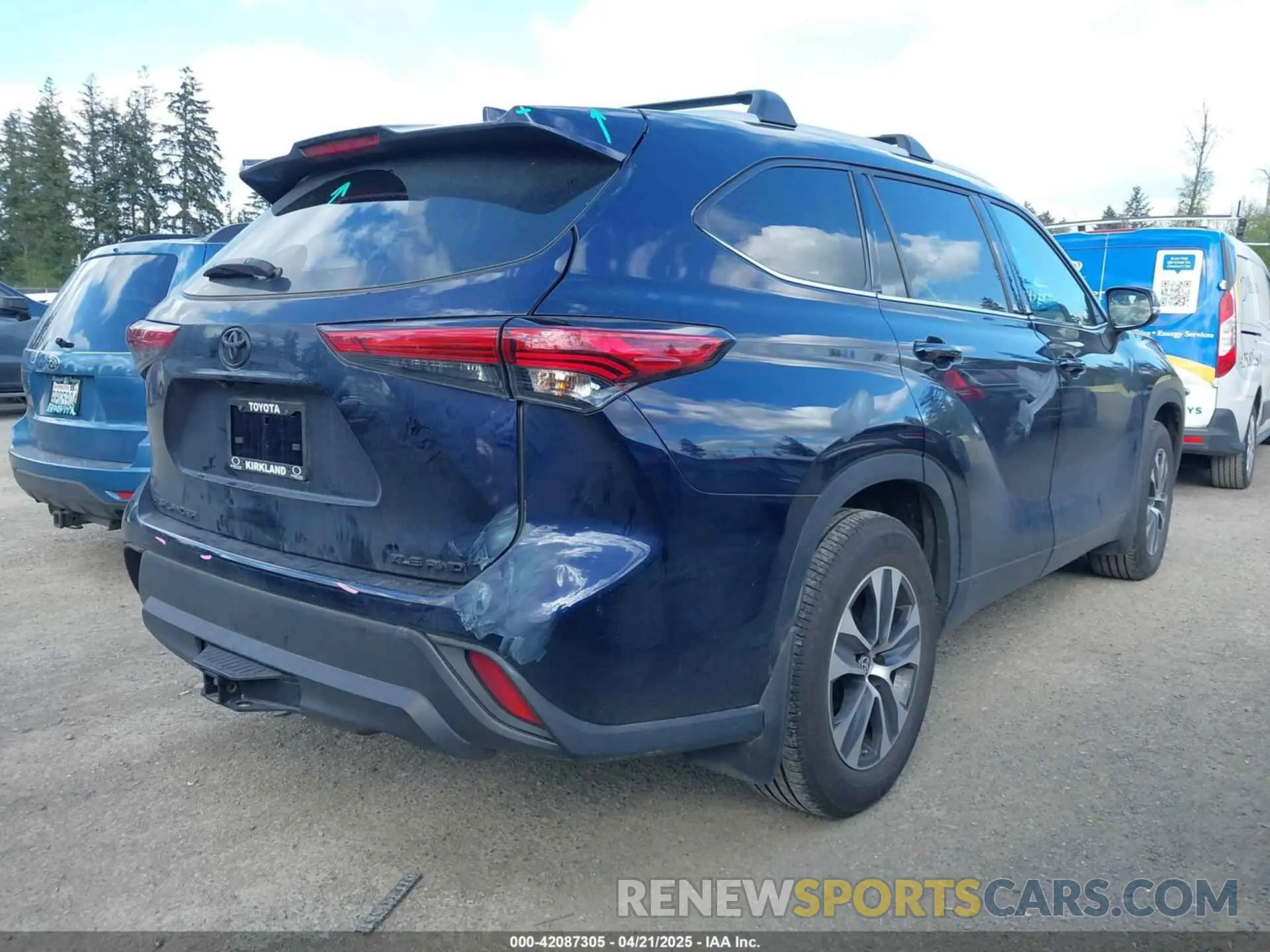 4 fotografías del automóvil dañado 5TDGZRBH8NS587449 TOYOTA HIGHLANDER 2022
