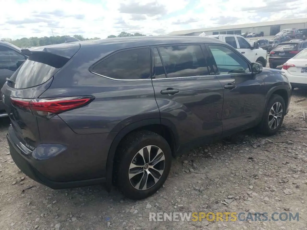 3 fotografías del automóvil dañado 5TDGZRBHXNS226630 TOYOTA HIGHLANDER 2022