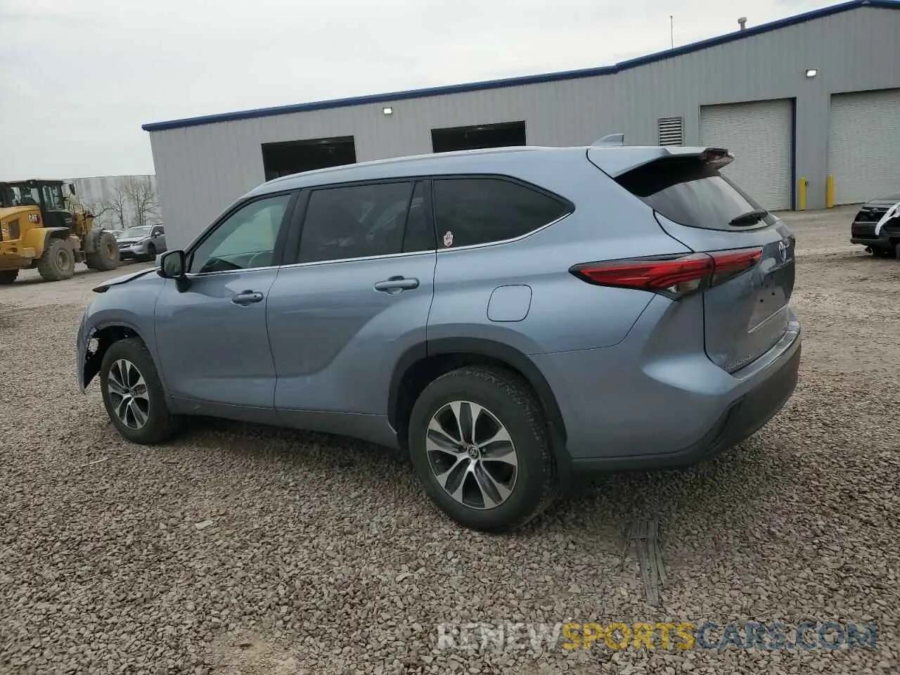 2 fotografías del automóvil dañado 5TDGZRBHXNS229849 TOYOTA HIGHLANDER 2022