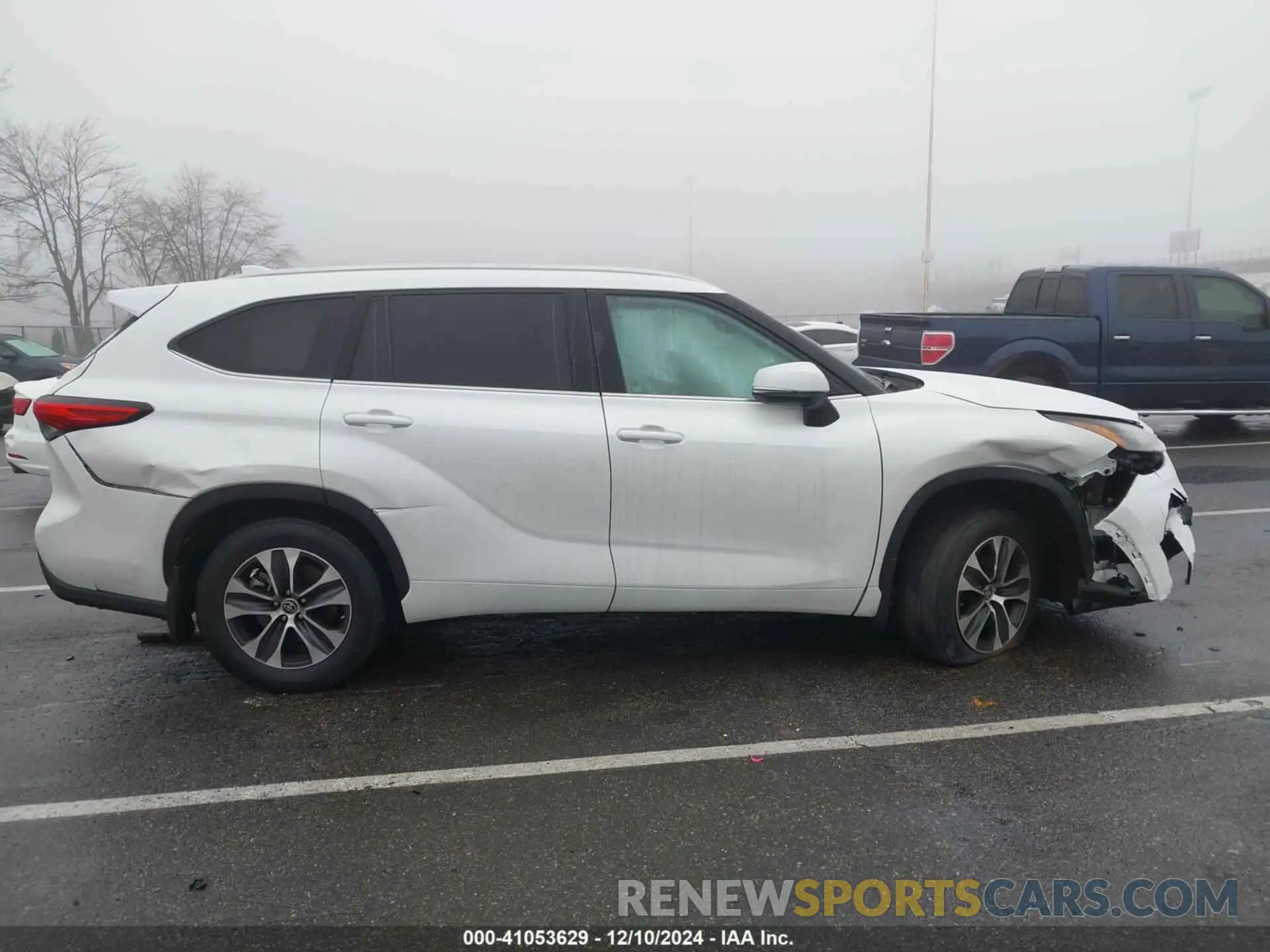 13 fotografías del automóvil dañado 5TDGZRBHXNS568949 TOYOTA HIGHLANDER 2022