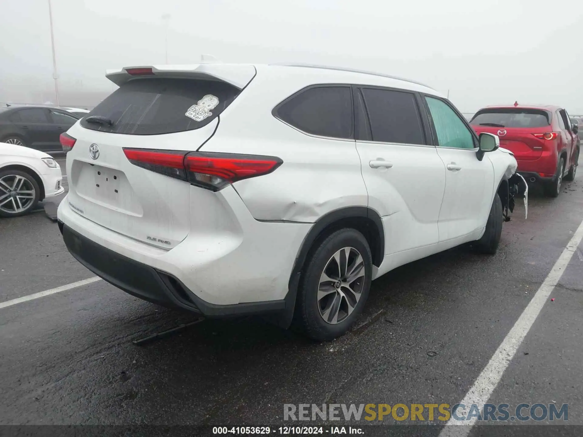 4 fotografías del automóvil dañado 5TDGZRBHXNS568949 TOYOTA HIGHLANDER 2022