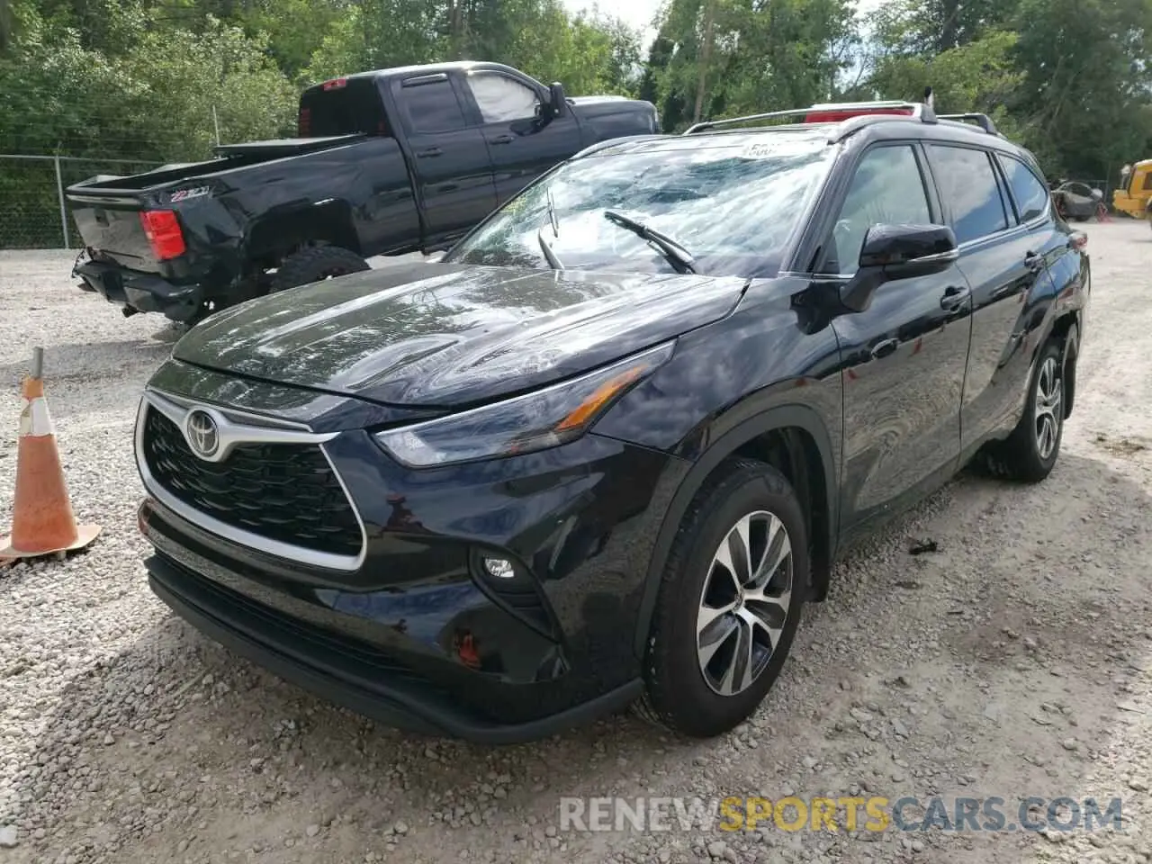 2 fotografías del automóvil dañado 5TDGZRBHXNS580180 TOYOTA HIGHLANDER 2022