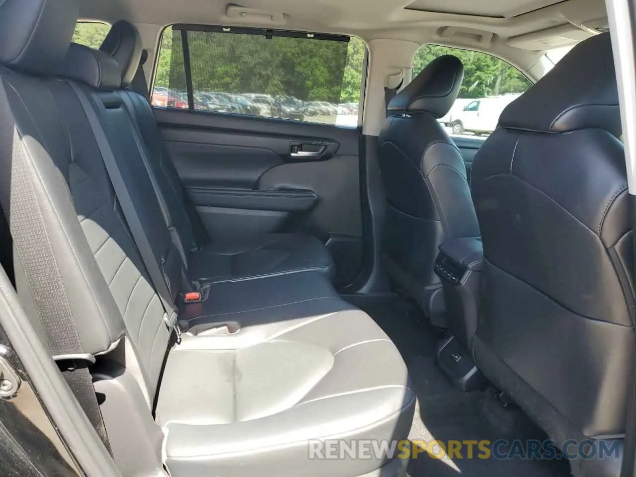 11 fotografías del automóvil dañado 5TDGZRBHXNS588621 TOYOTA HIGHLANDER 2022