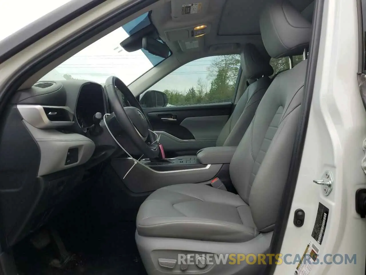7 fotografías del automóvil dañado 5TDGZRBHXNS591325 TOYOTA HIGHLANDER 2022