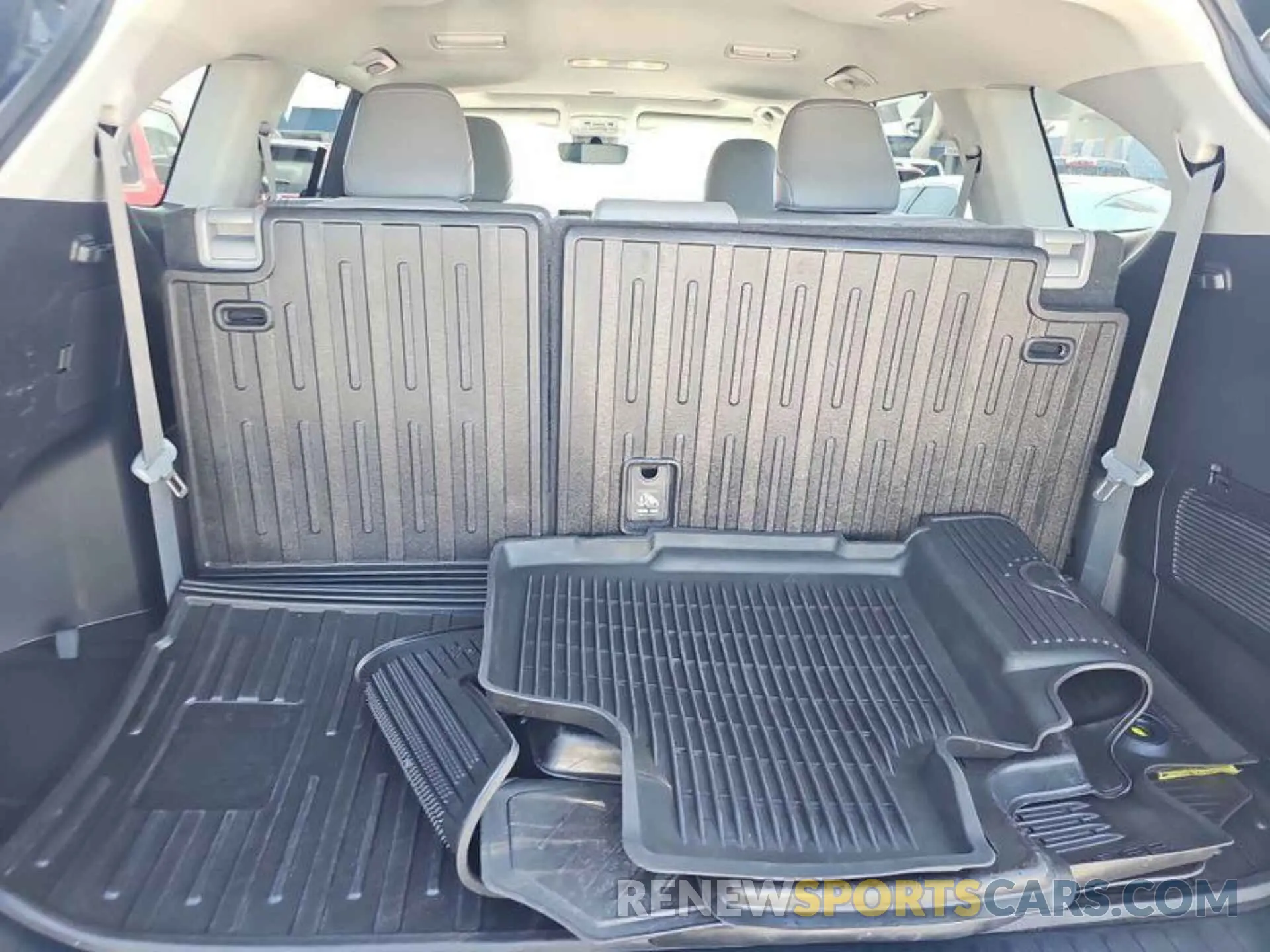 11 fotografías del automóvil dañado 5TDHBRCH3NS544497 TOYOTA HIGHLANDER 2022