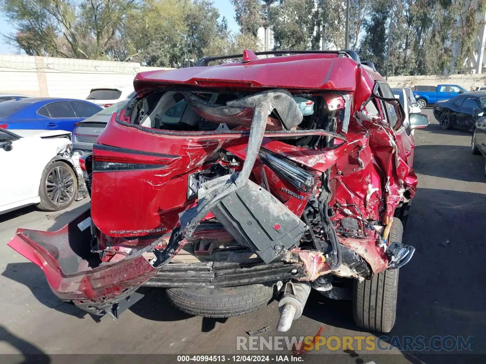 16 fotografías del automóvil dañado 5TDHBRCH3NS552163 TOYOTA HIGHLANDER 2022