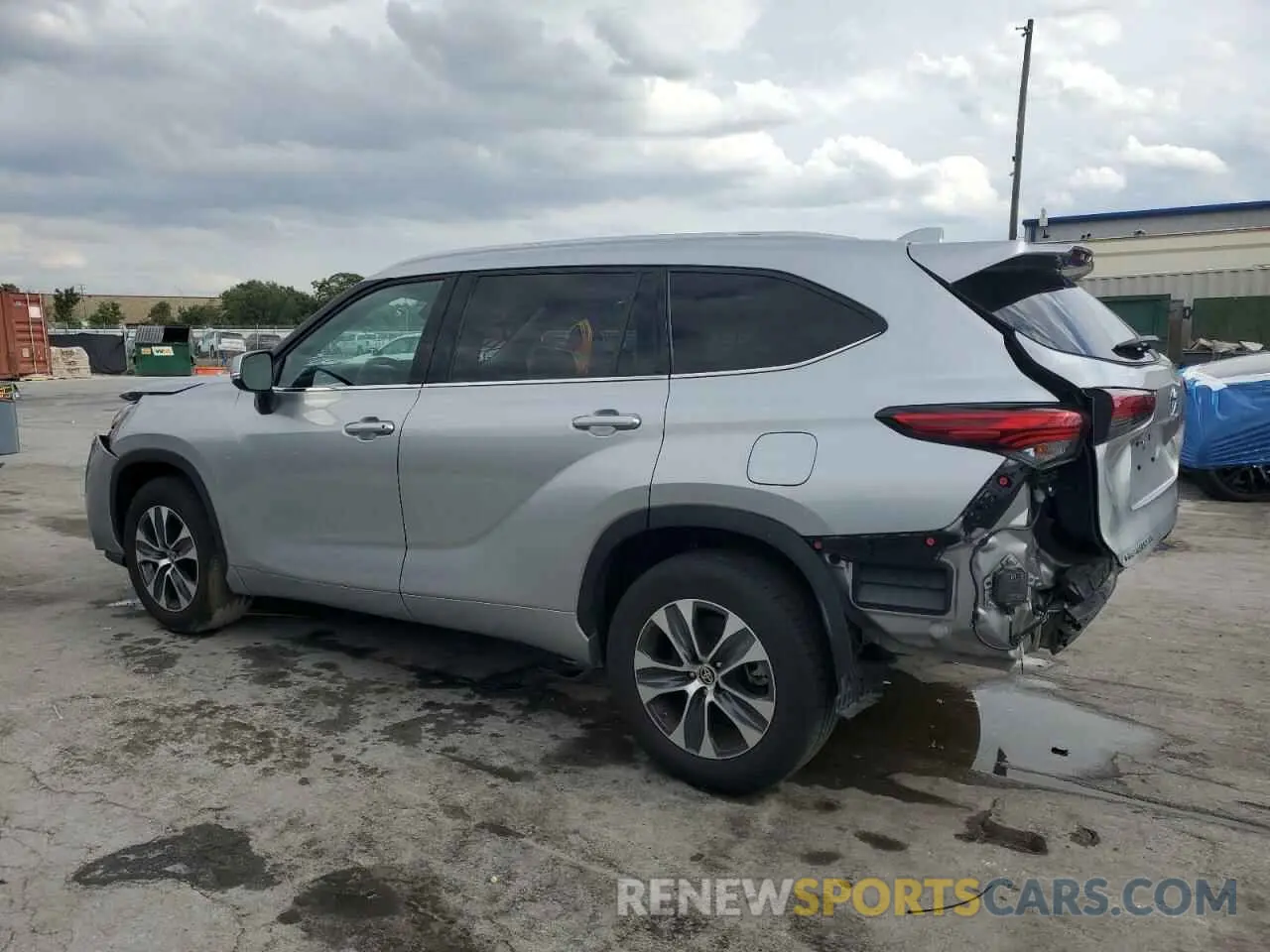 2 fotografías del automóvil dañado 5TDHZRAH2NS121814 TOYOTA HIGHLANDER 2022